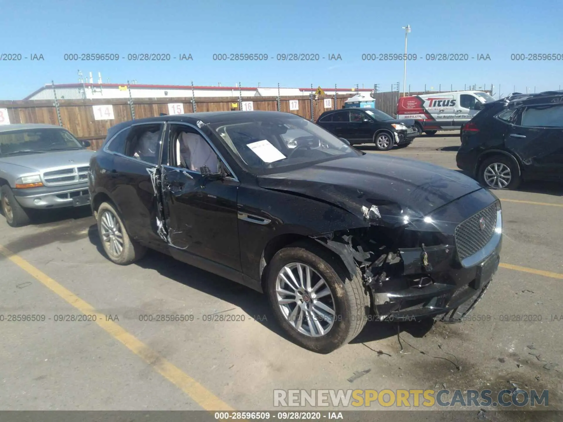 1 Photograph of a damaged car SADCK2GX2LA635715 JAGUAR F-PACE 2020