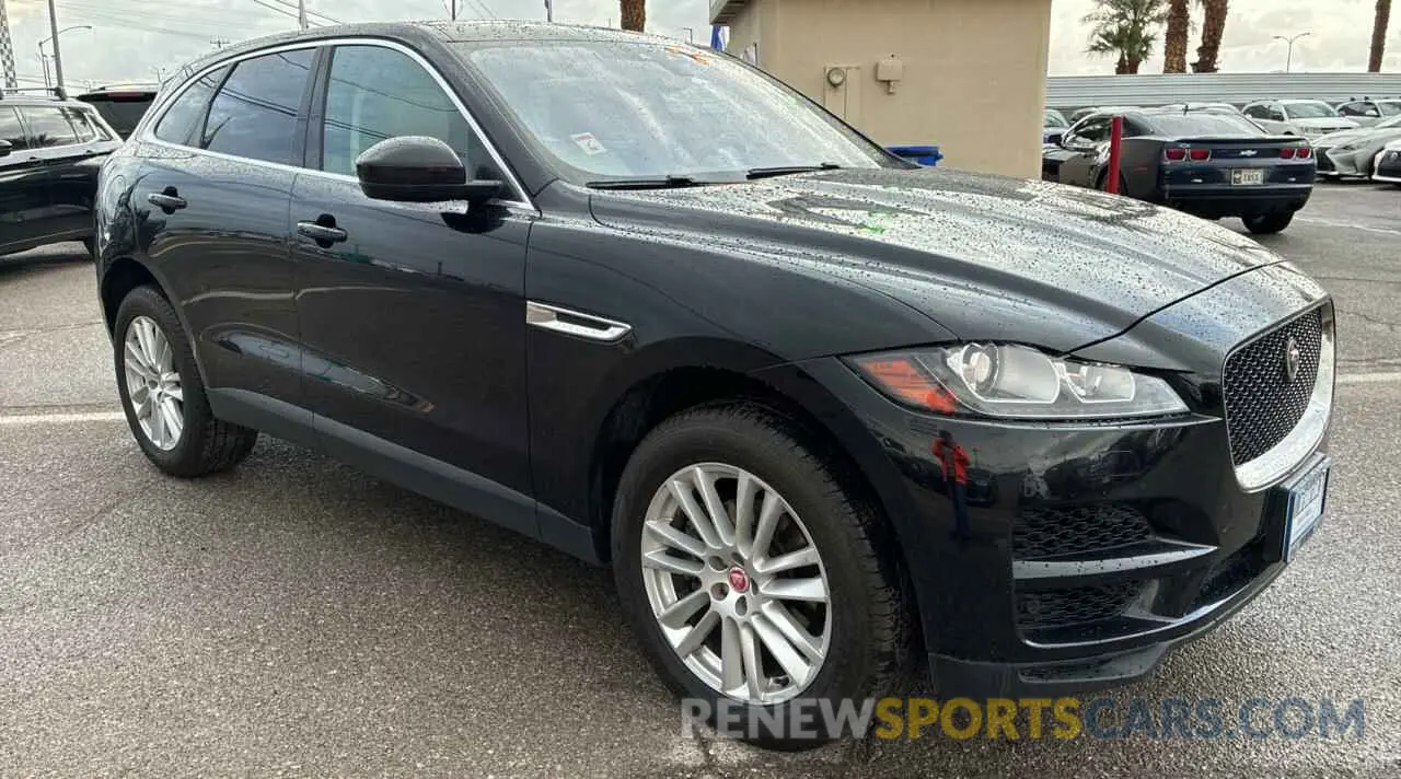 1 Photograph of a damaged car SADCK2GX2LA640185 JAGUAR F-PACE 2020