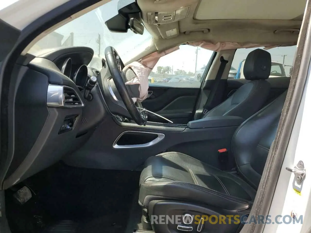 7 Фотография поврежденного автомобиля SADCK2GX6LA635040 JAGUAR F-PACE 2020