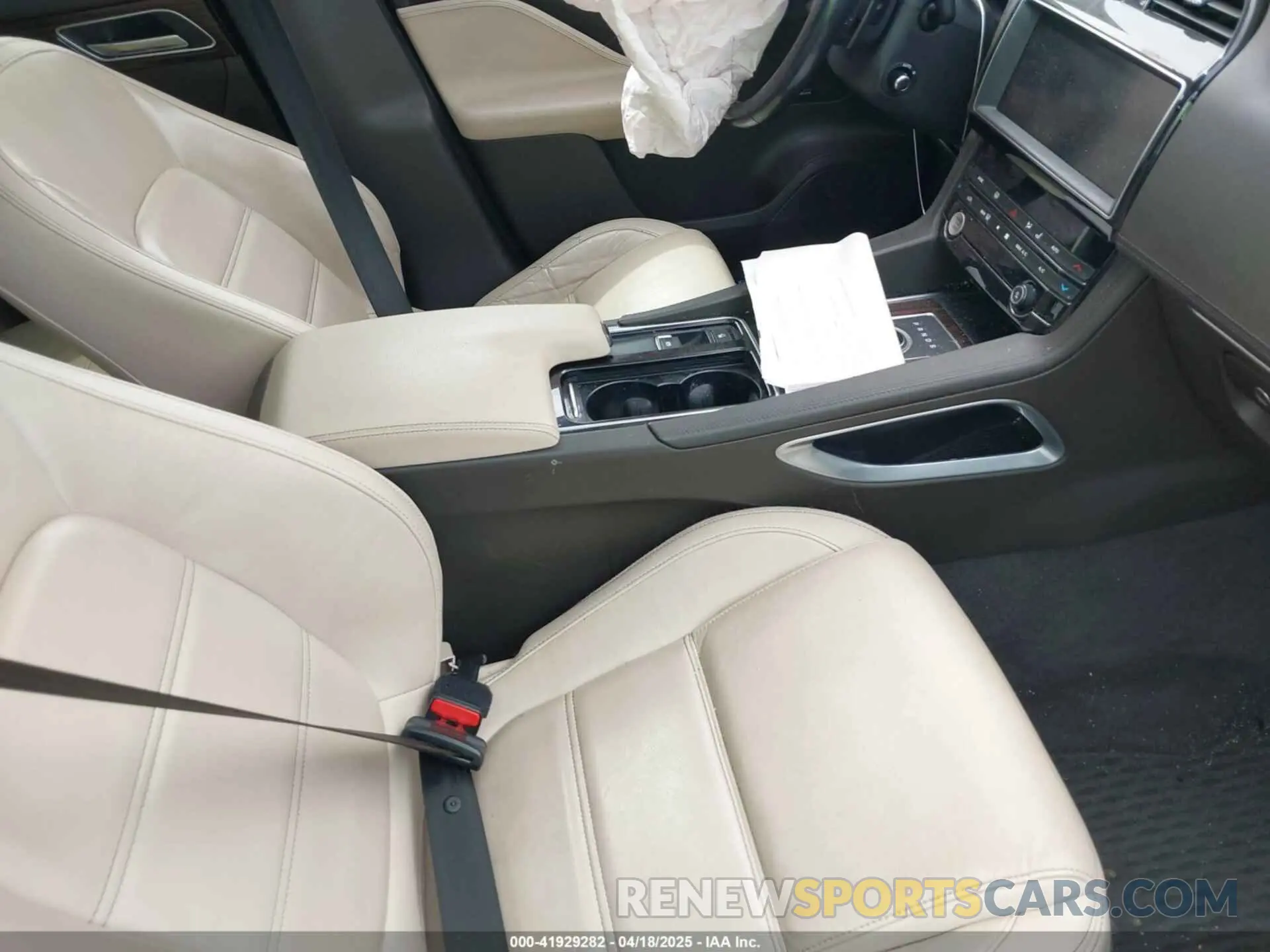 5 Фотография поврежденного автомобиля SADCK2GX7LA647309 JAGUAR F-PACE 2020