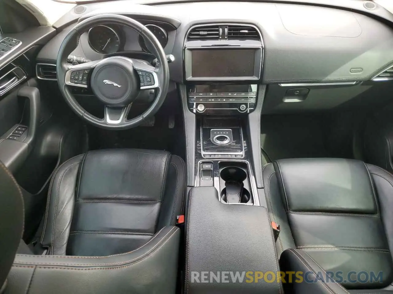 8 Photograph of a damaged car SADCK2GX9LA632858 JAGUAR F-PACE 2020