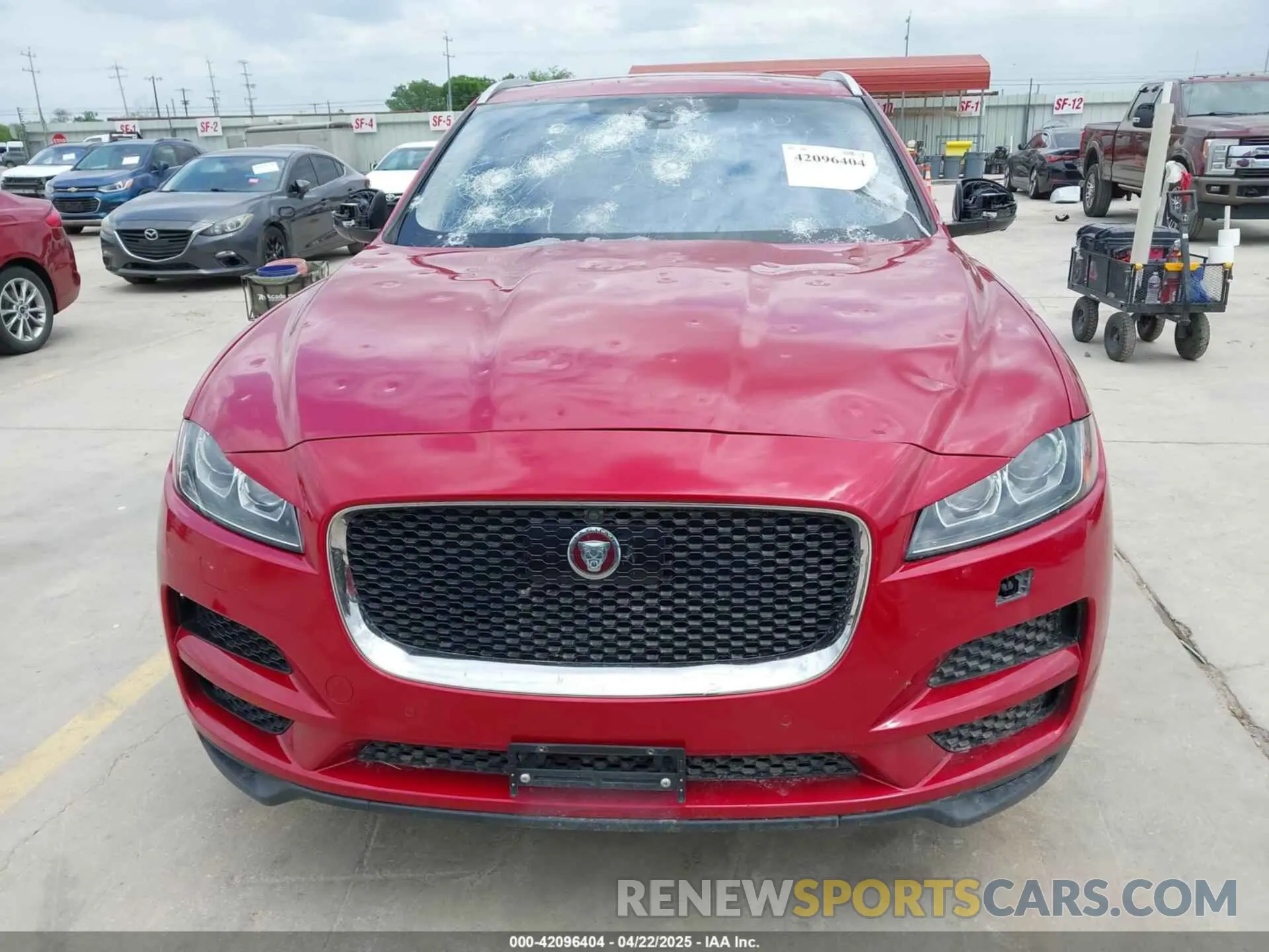 12 Photograph of a damaged car SADCK2GXXLA621934 JAGUAR F-PACE 2020