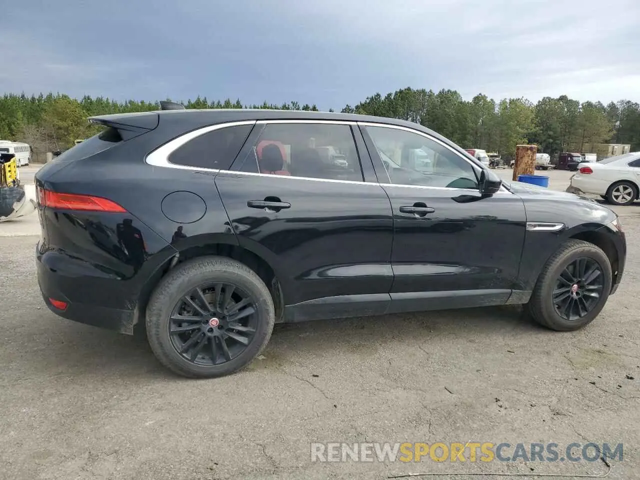 3 Photograph of a damaged car SADCK2GXXLA636451 JAGUAR F-PACE 2020