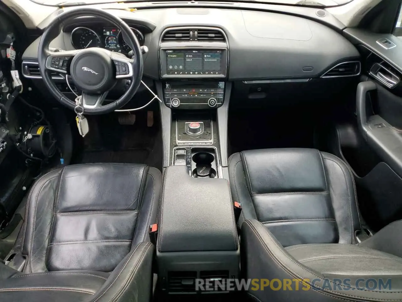 8 Photograph of a damaged car SADCK2GXXLA636451 JAGUAR F-PACE 2020