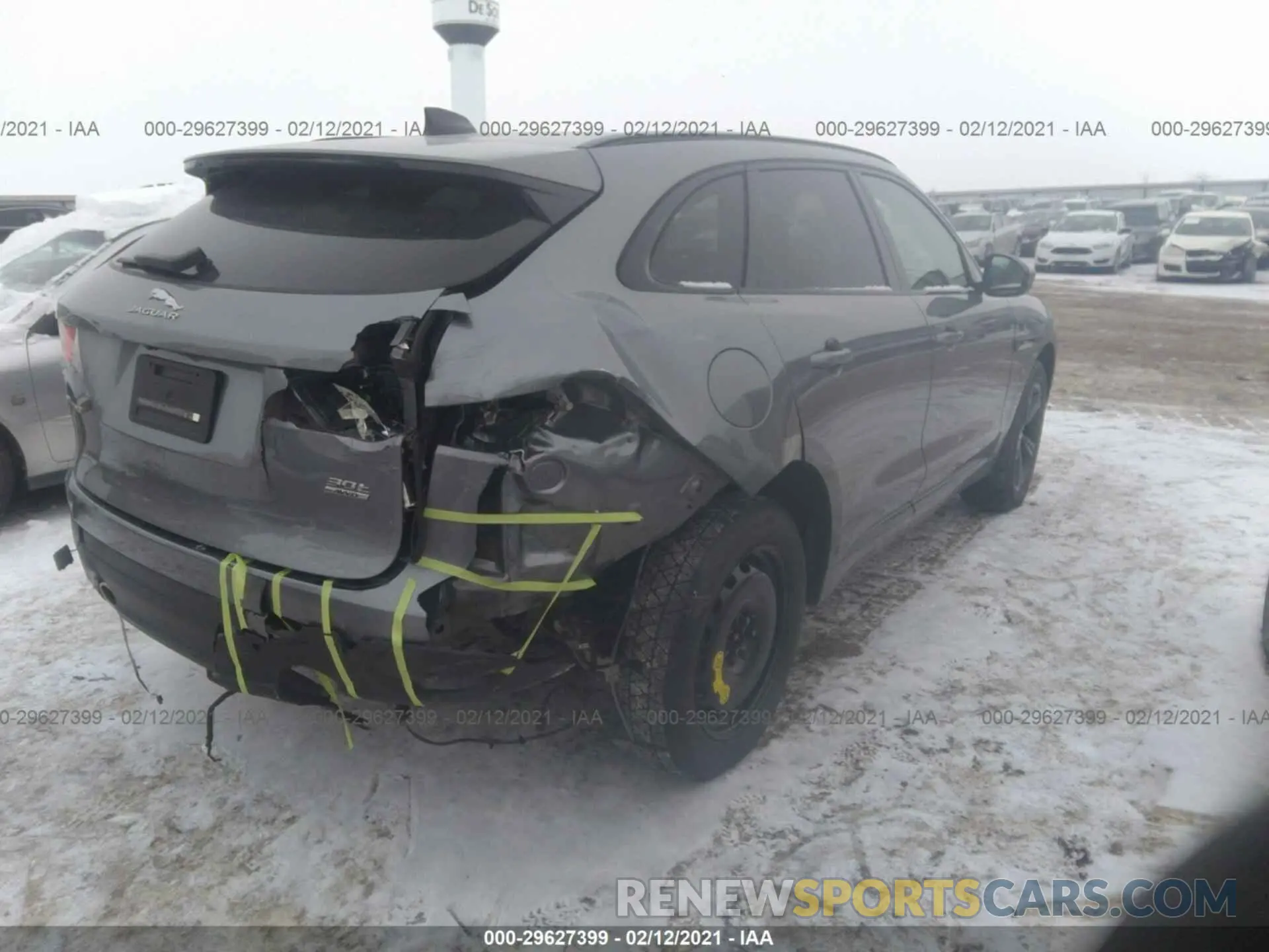 4 Photograph of a damaged car SADCL2GX6LA654832 JAGUAR F-PACE 2020