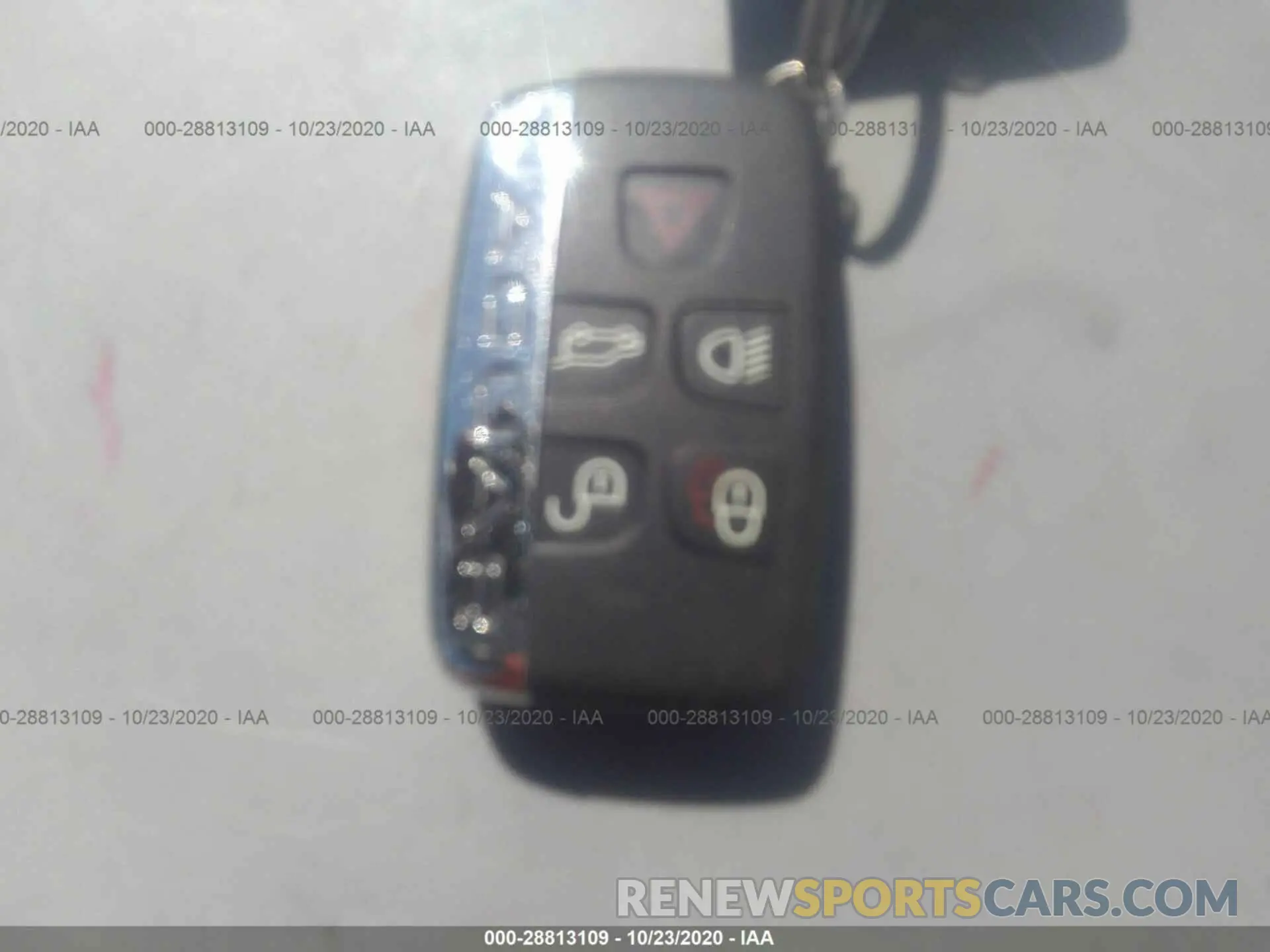 11 Photograph of a damaged car SADCM2FV0LA639899 JAGUAR F-PACE 2020