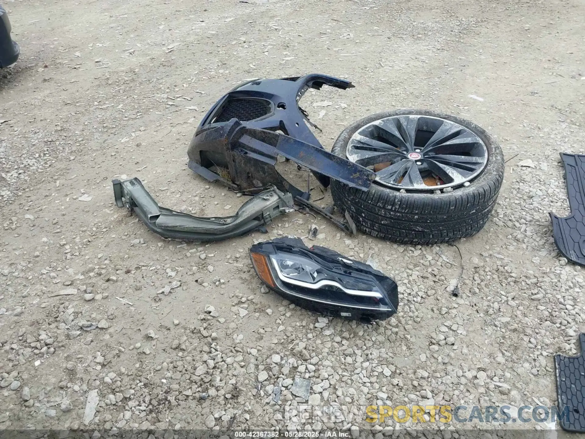 12 Фотография поврежденного автомобиля SADCM2FV1LA635148 JAGUAR F-PACE 2020