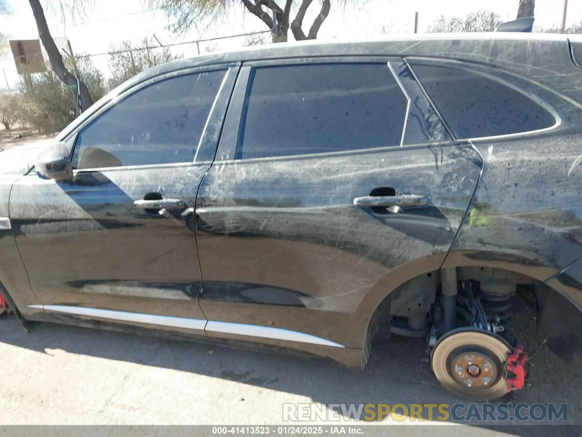 13 Photograph of a damaged car SADCM2FV6LA641169 JAGUAR F-PACE 2020