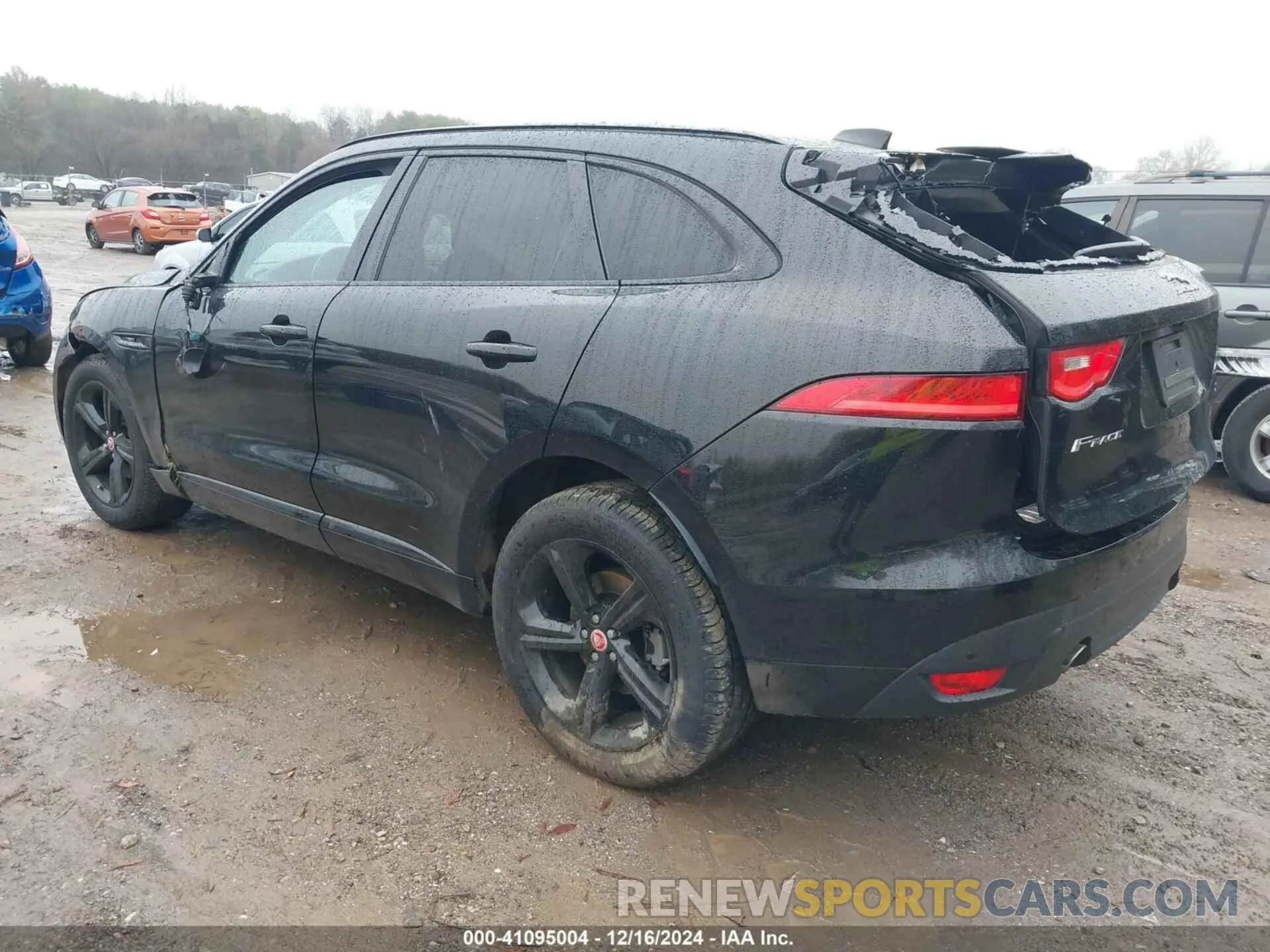 3 Photograph of a damaged car SADCP2FX0LA624750 JAGUAR F-PACE 2020
