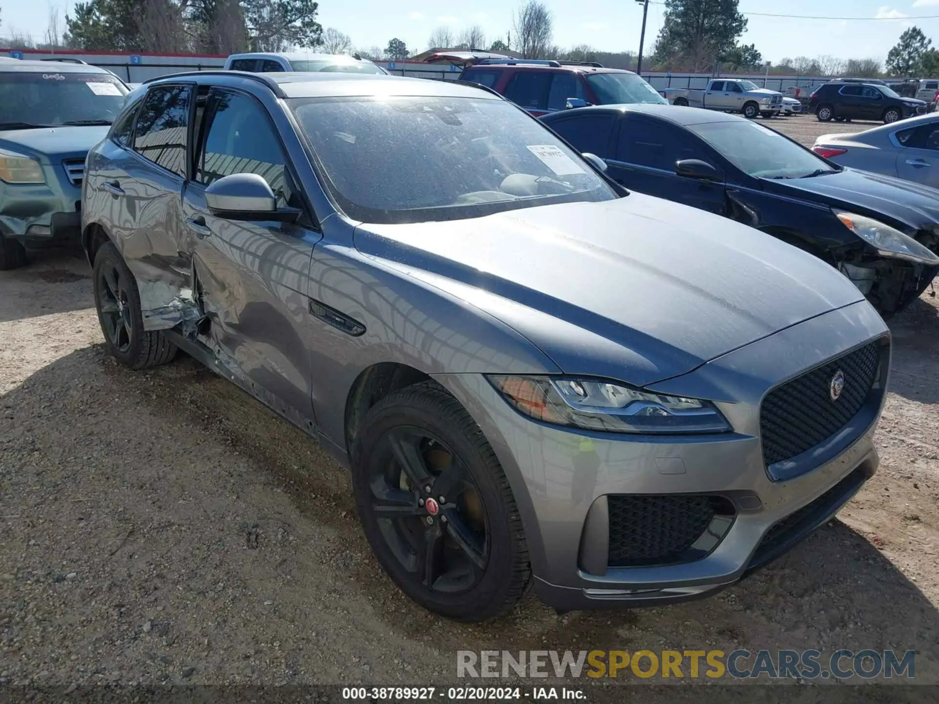 1 Photograph of a damaged car SADCP2FX5LA648476 JAGUAR F-PACE 2020