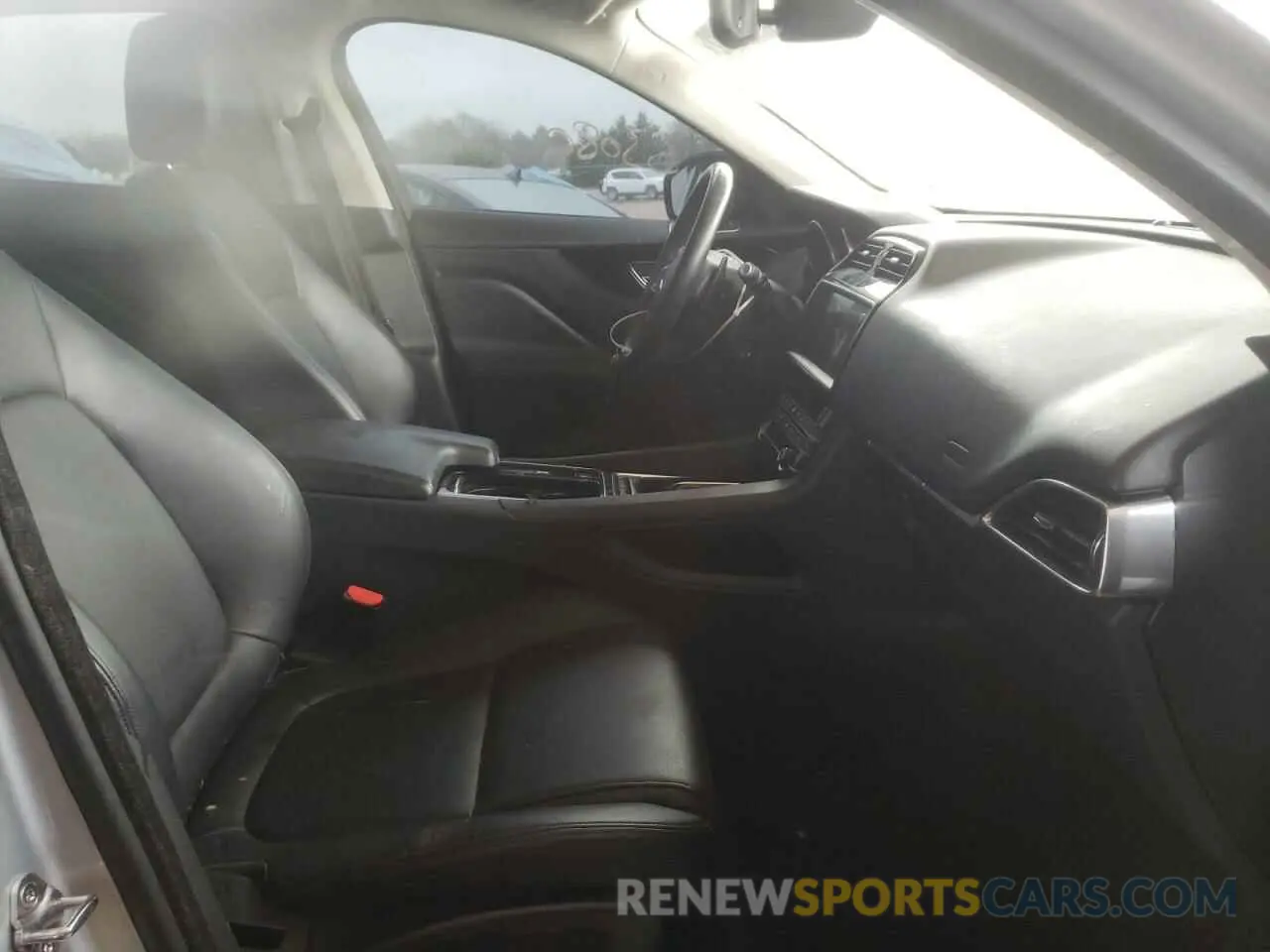 5 Фотография поврежденного автомобиля SADCS2FX5LA640408 JAGUAR F-PACE 2020