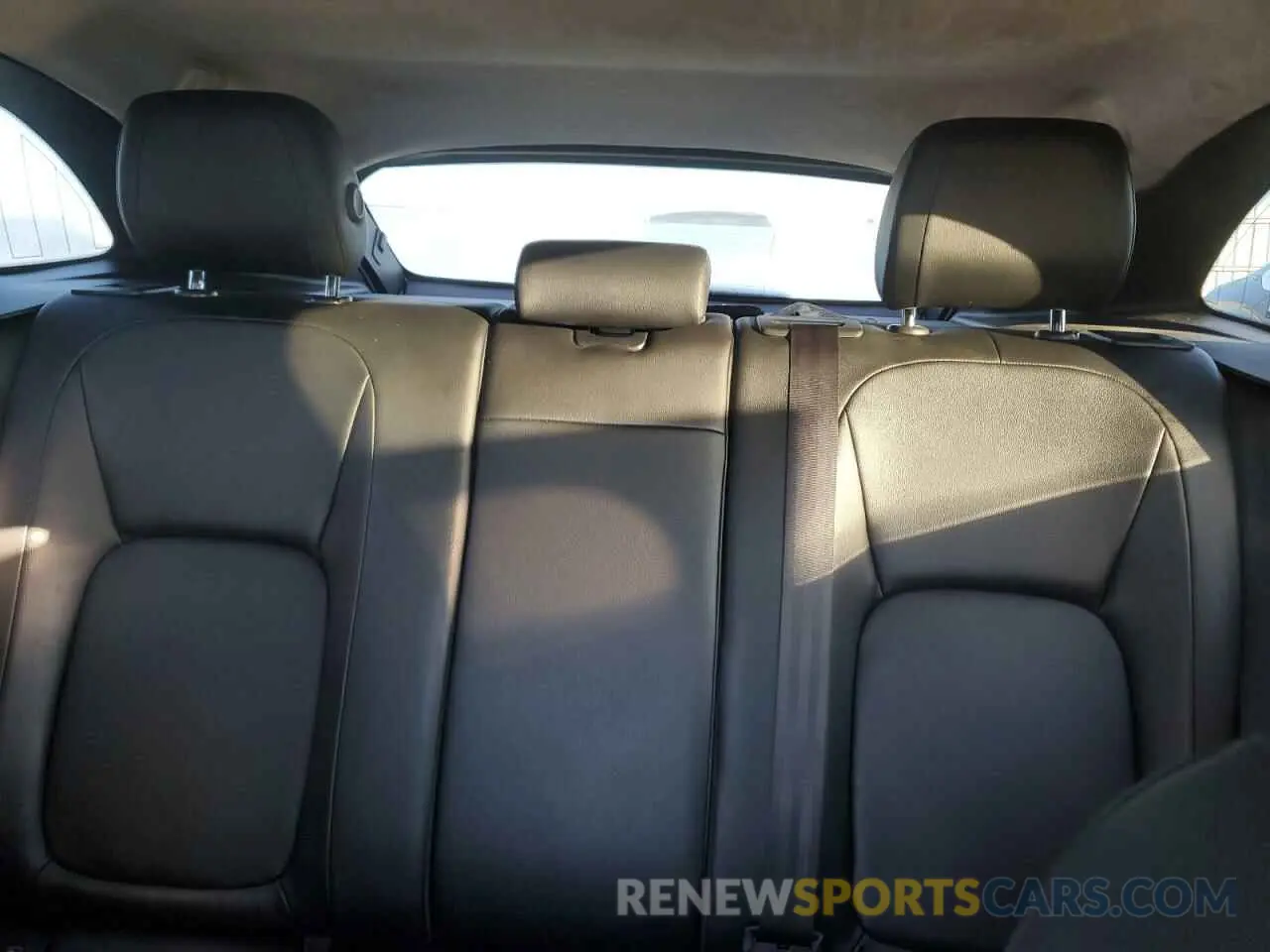 10 Photograph of a damaged car SADCS2FX6LA645603 JAGUAR F-PACE 2020