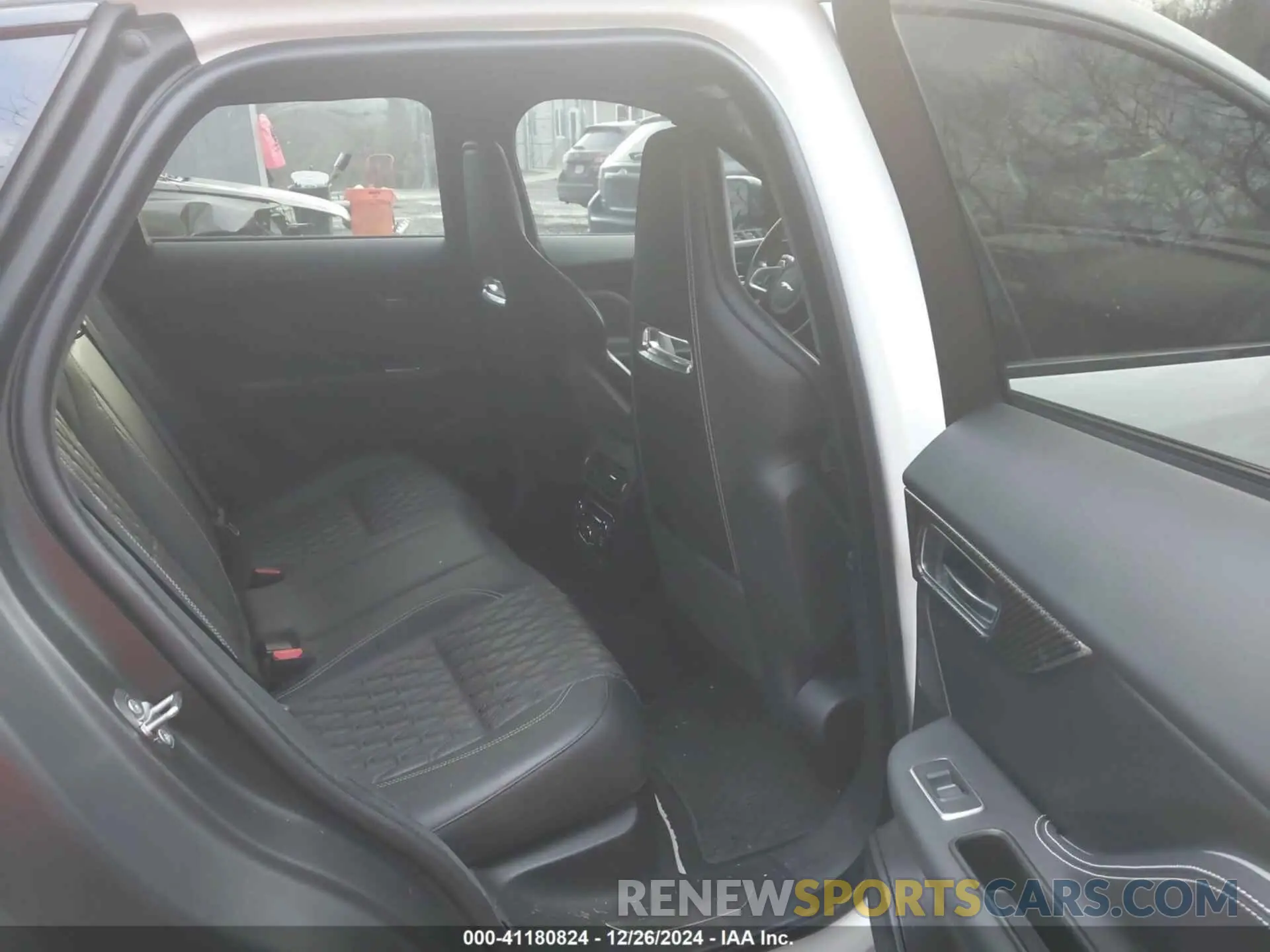 8 Photograph of a damaged car SADCZ2EE2LA634545 JAGUAR F-PACE 2020