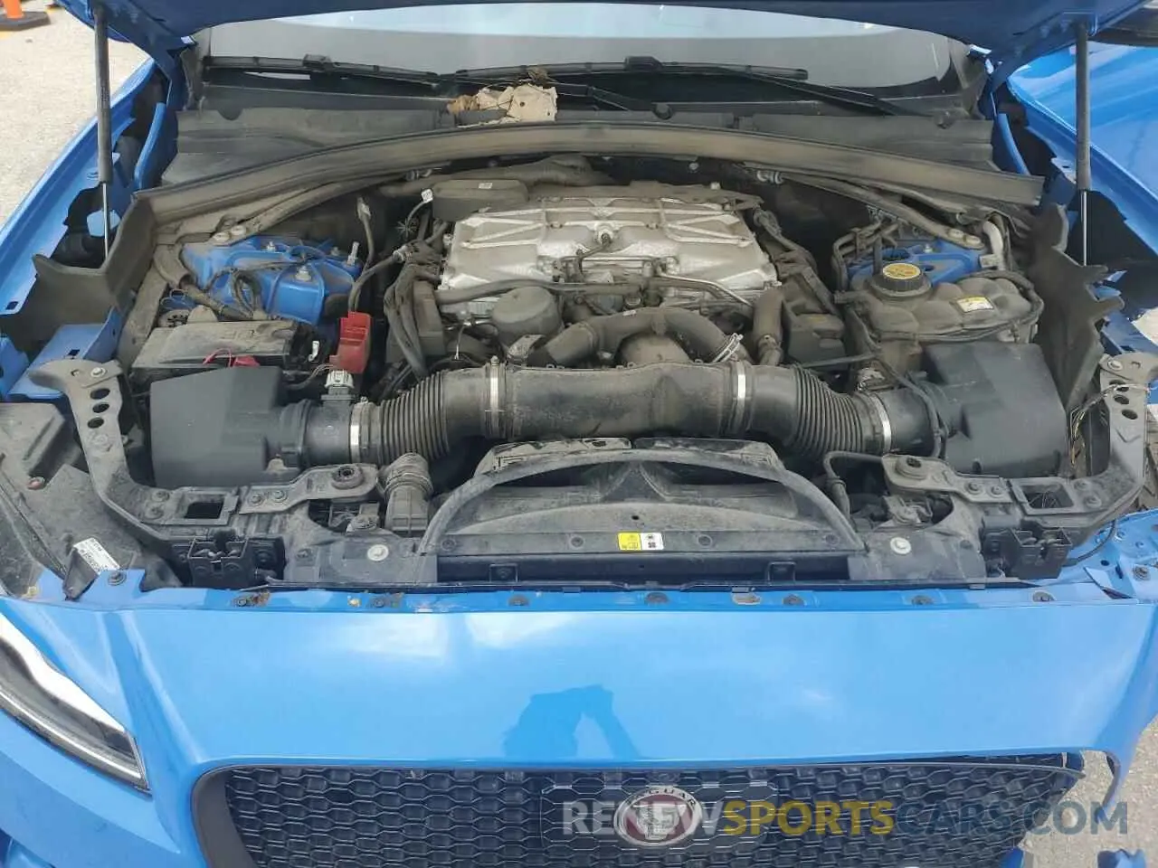 11 Photograph of a damaged car SADCZ2EE3LA617687 JAGUAR F-PACE 2020