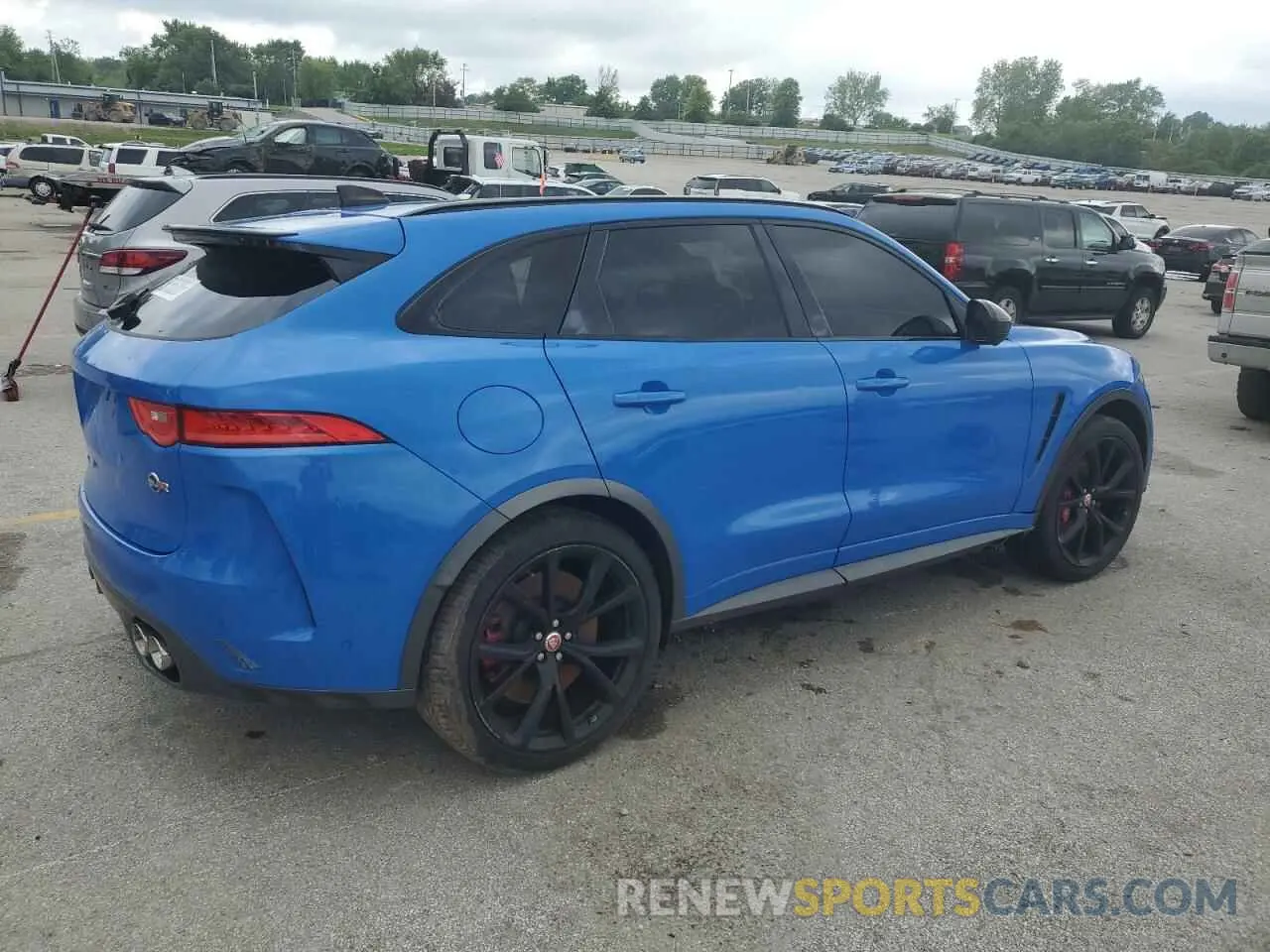 3 Photograph of a damaged car SADCZ2EE3LA617687 JAGUAR F-PACE 2020