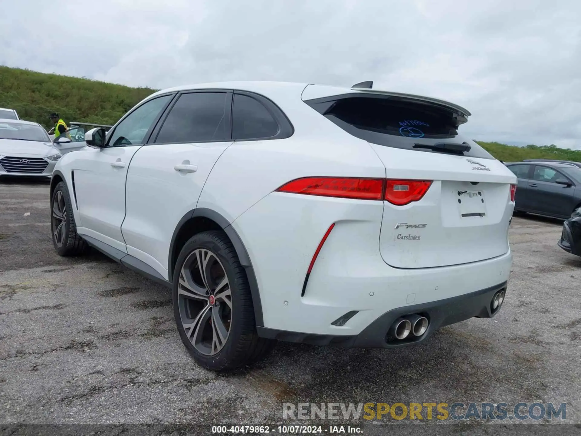 3 Photograph of a damaged car SADCZ2EE9LA627415 JAGUAR F-PACE 2020