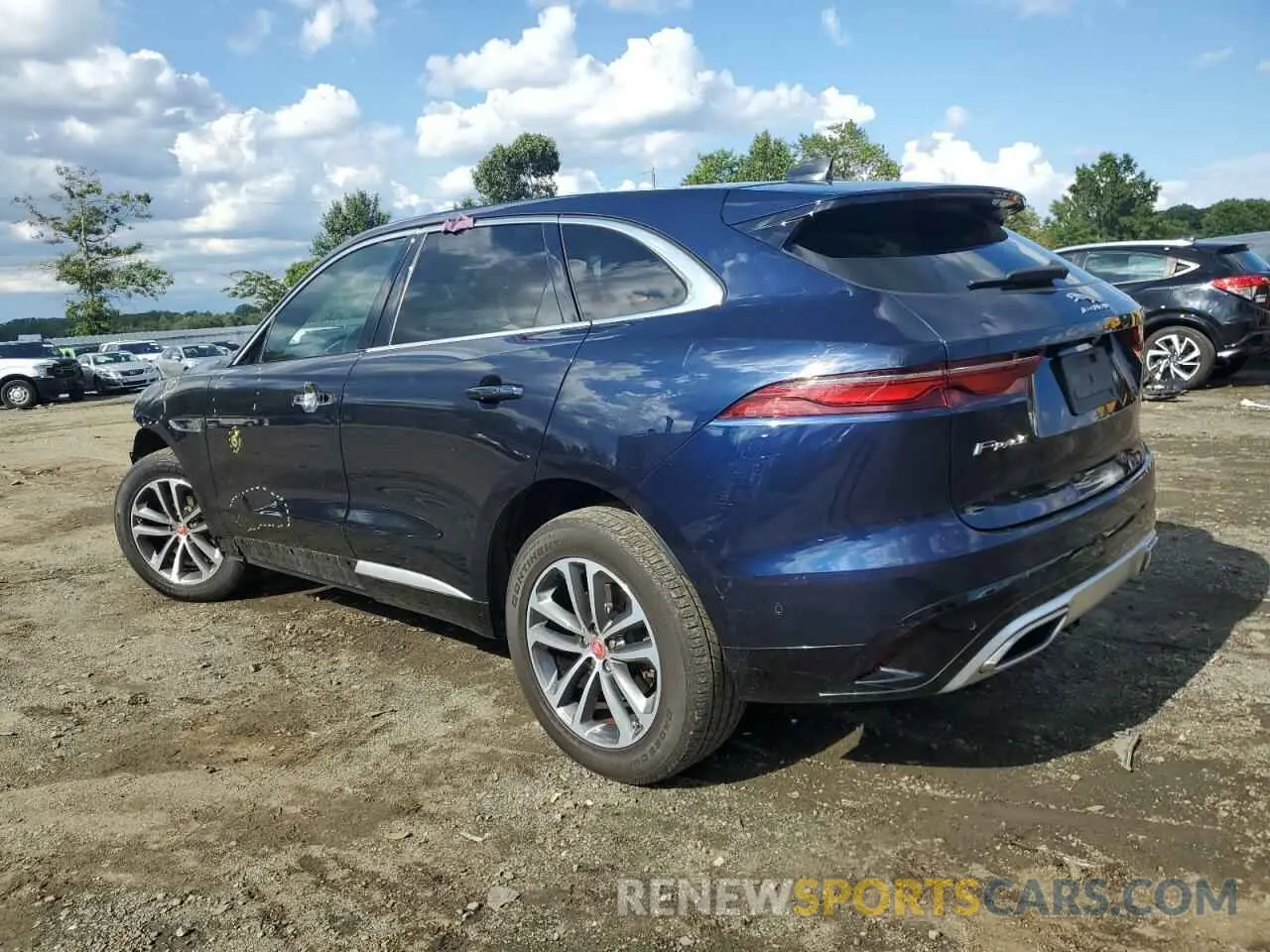 2 Photograph of a damaged car SADCJ2EU6MA667922 JAGUAR F-PACE 2021