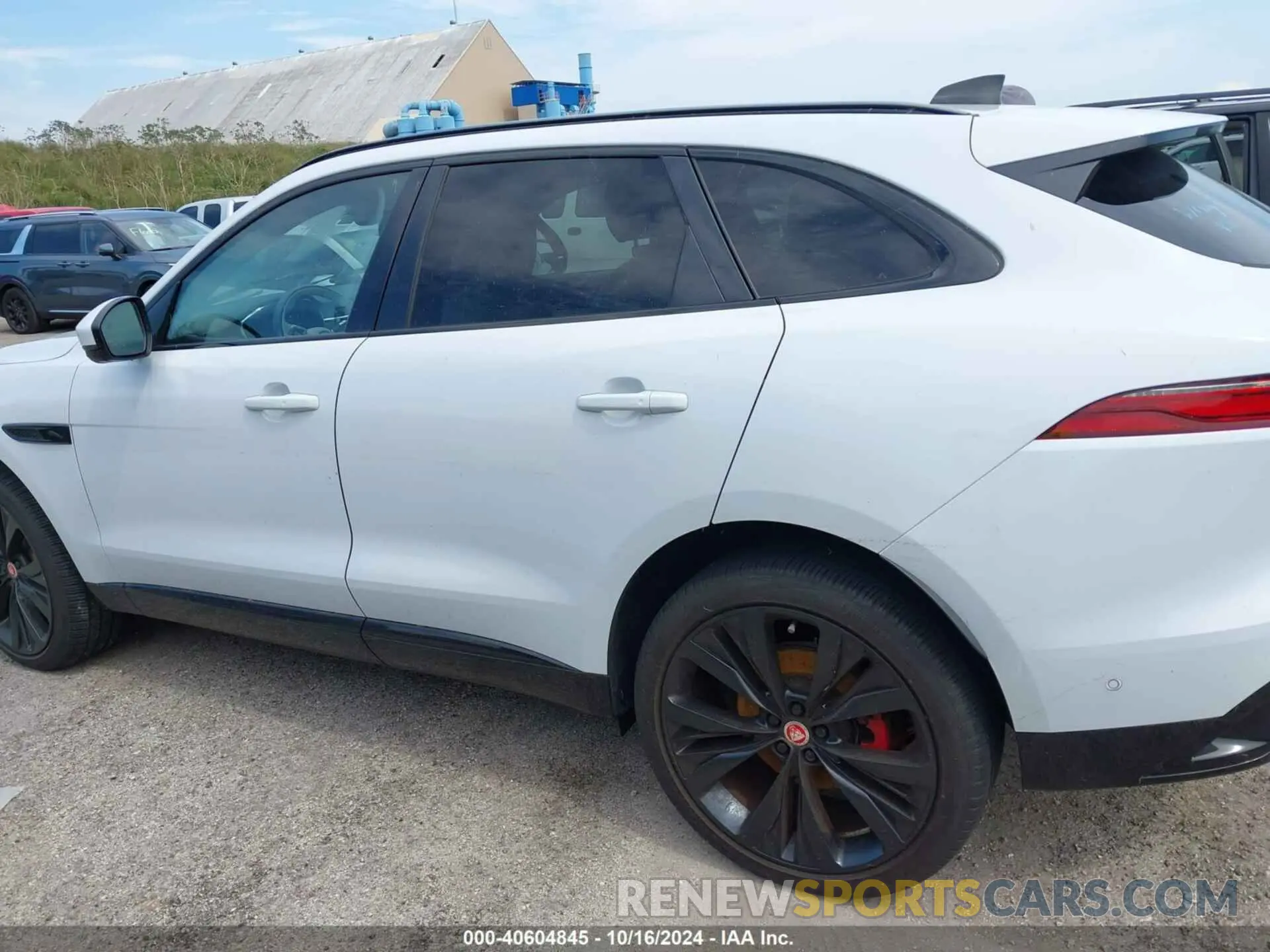 13 Фотография поврежденного автомобиля SADCJ2EU6MA686826 JAGUAR F-PACE 2021
