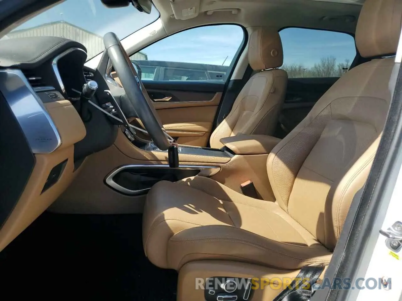 7 Фотография поврежденного автомобиля SADCJ2EU8MA669378 JAGUAR F-PACE 2021