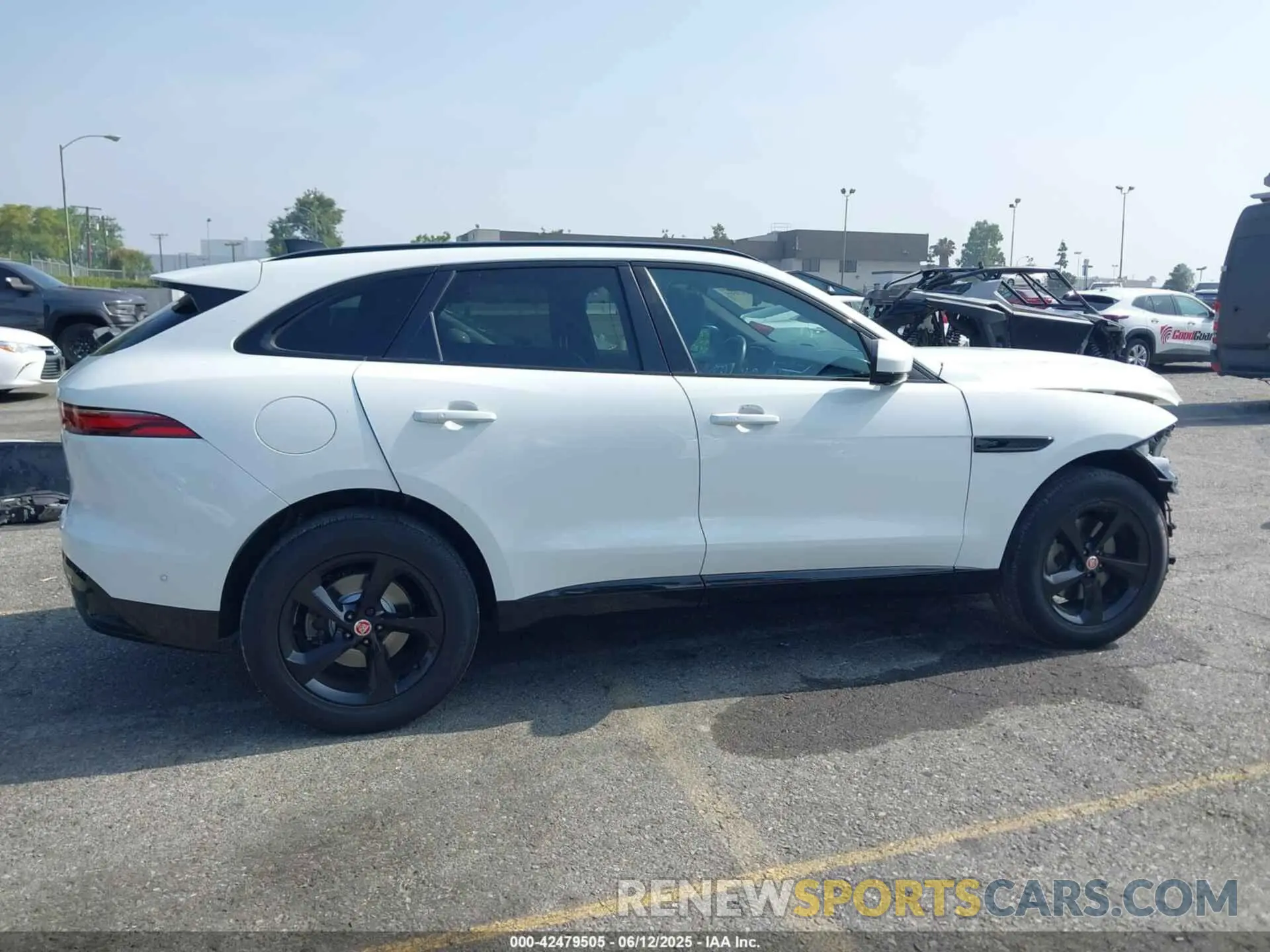 14 Фотография поврежденного автомобиля SADCJ2EX0MA678926 JAGUAR F-PACE 2021