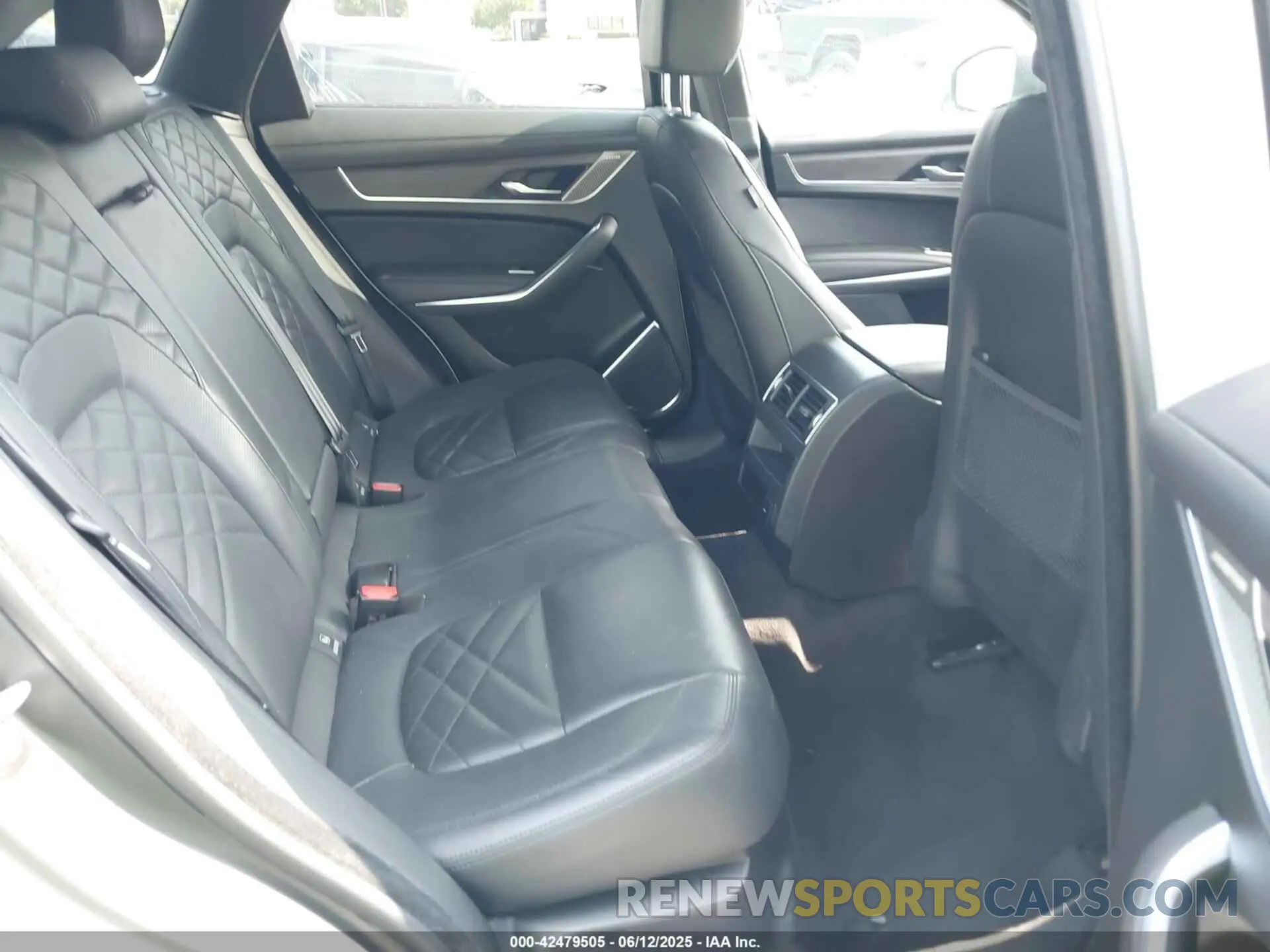 8 Фотография поврежденного автомобиля SADCJ2EX0MA678926 JAGUAR F-PACE 2021