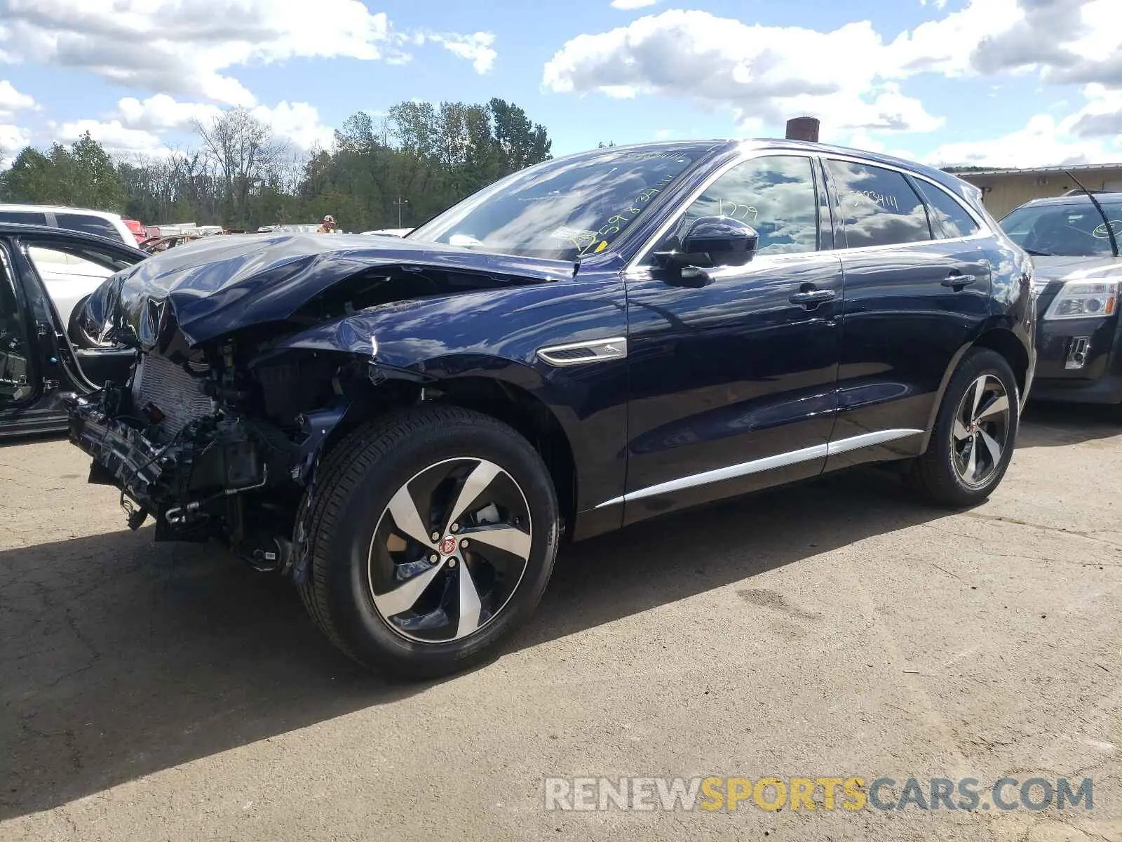 2 Photograph of a damaged car SADCJ2EX7MA668877 JAGUAR F-PACE 2021