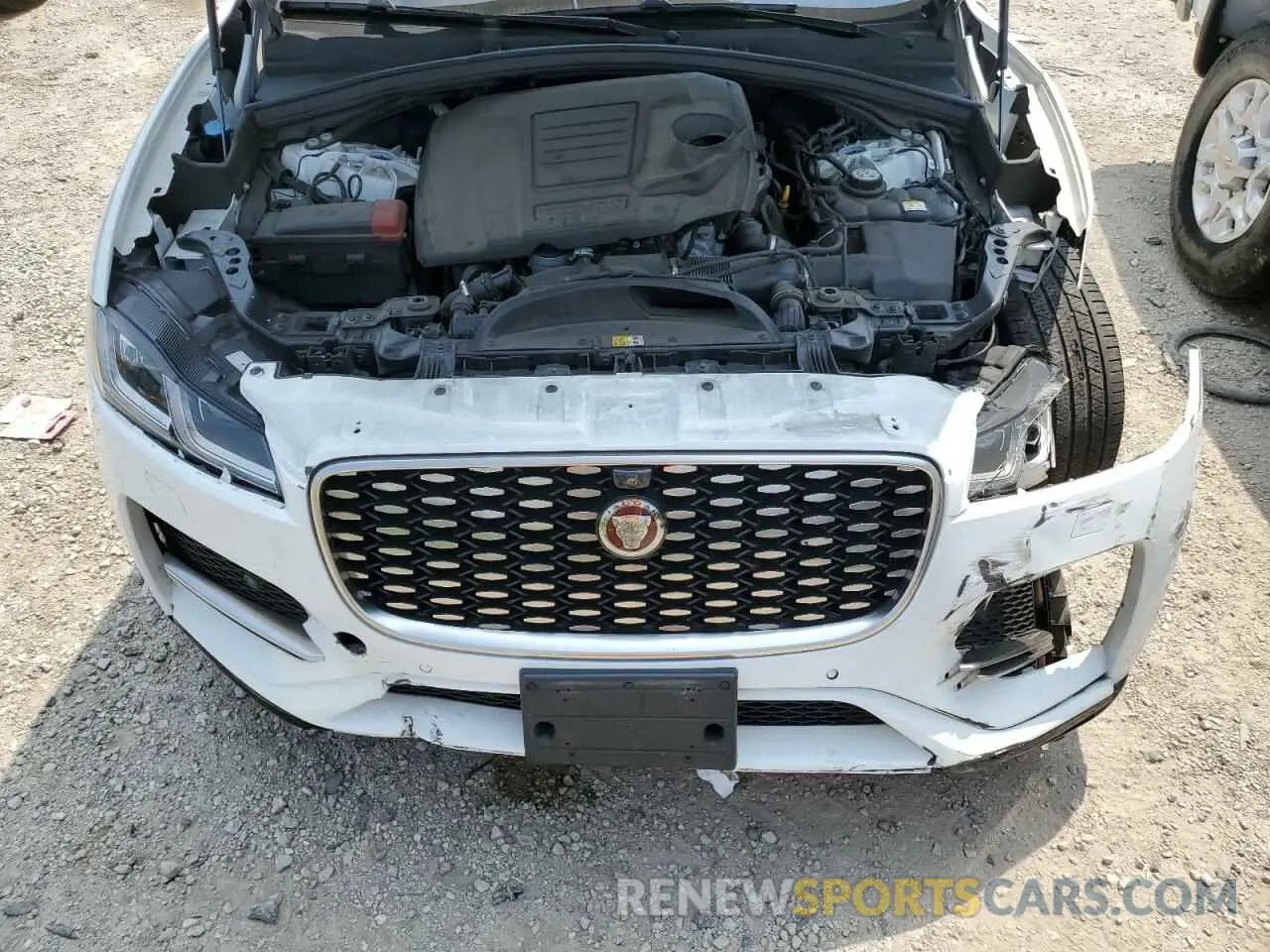 12 Photograph of a damaged car SADCJ2EX9MA669349 JAGUAR F-PACE 2021