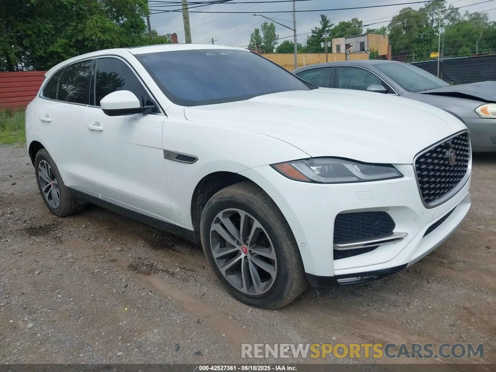 1 Photograph of a damaged car SADCJ2EXXMA668131 JAGUAR F-PACE 2021