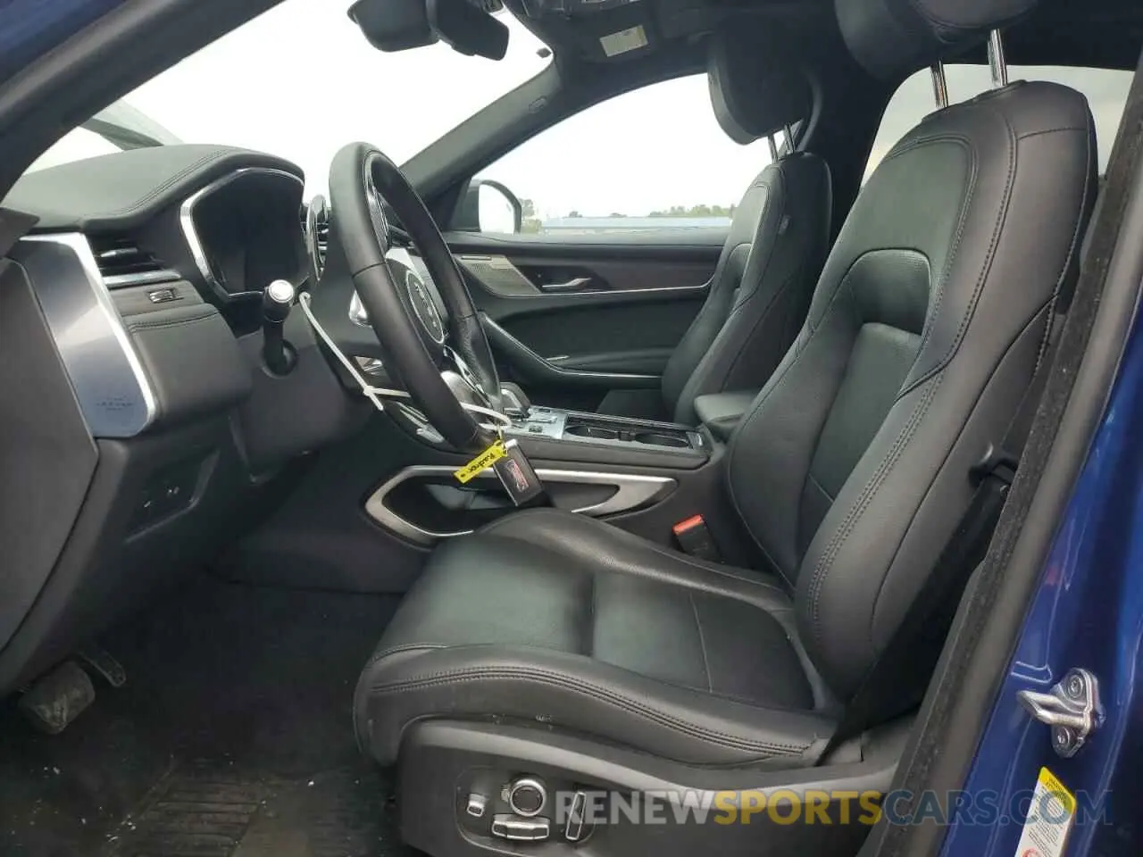 7 Photograph of a damaged car SADCJ2EX4NA689249 JAGUAR F-PACE 2022