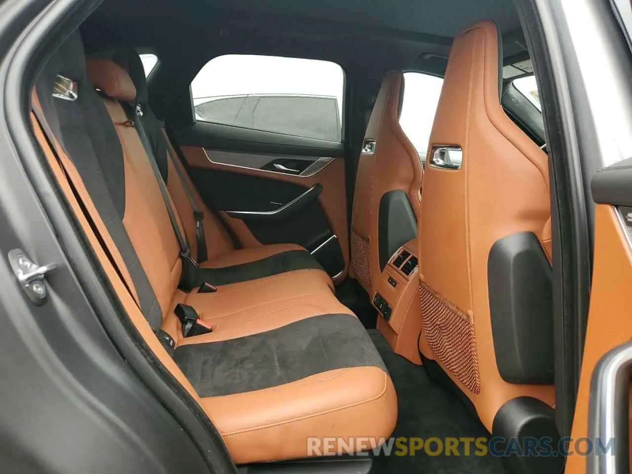 11 Фотография поврежденного автомобиля SADCZ2EE4NA702878 JAGUAR F-PACE 2022