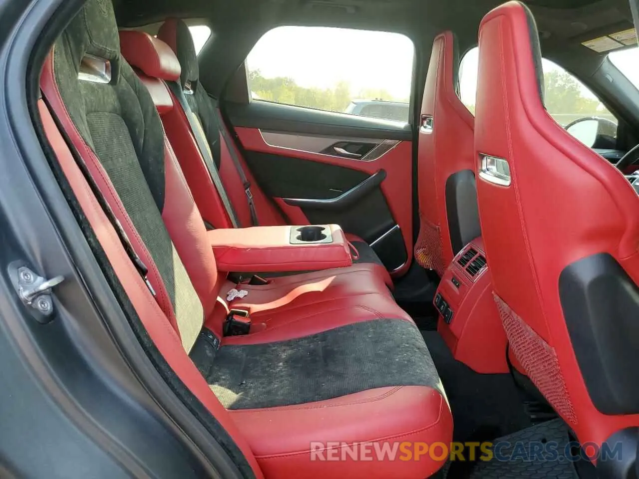 10 Фотография поврежденного автомобиля SADCZ2EE5NA693527 JAGUAR F-PACE 2022