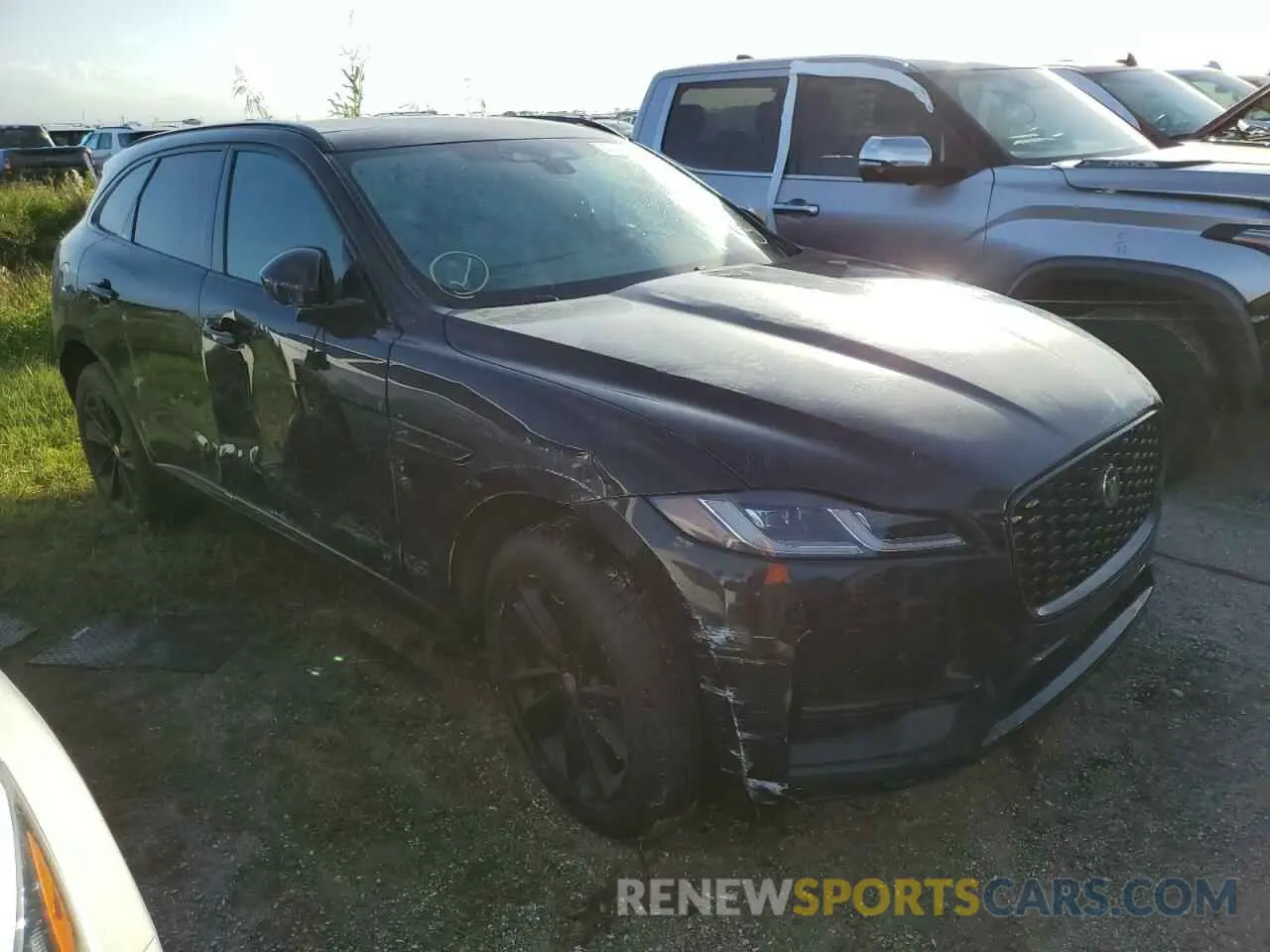4 Photograph of a damaged car SADCJ2EX4PA707574 JAGUAR F-PACE 2023