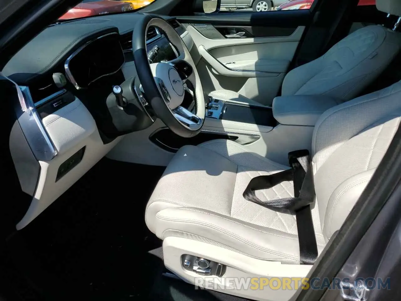7 Photograph of a damaged car SADCJ2EX4PA708952 JAGUAR F-PACE 2023