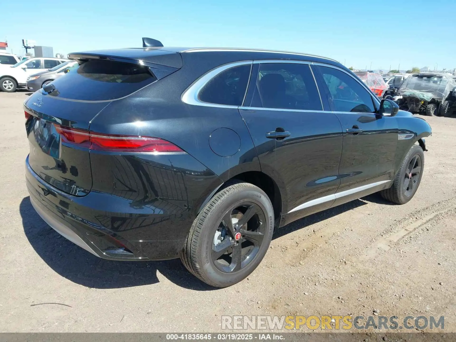 4 Фотография поврежденного автомобиля SADCJ2EX4PA713164 JAGUAR F-PACE 2023