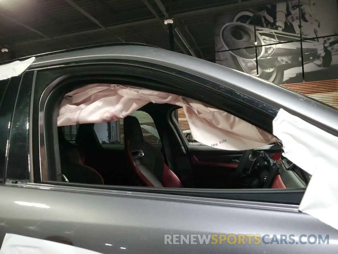 12 Photograph of a damaged car SADCZ2EE1PA704896 JAGUAR F-PACE 2023