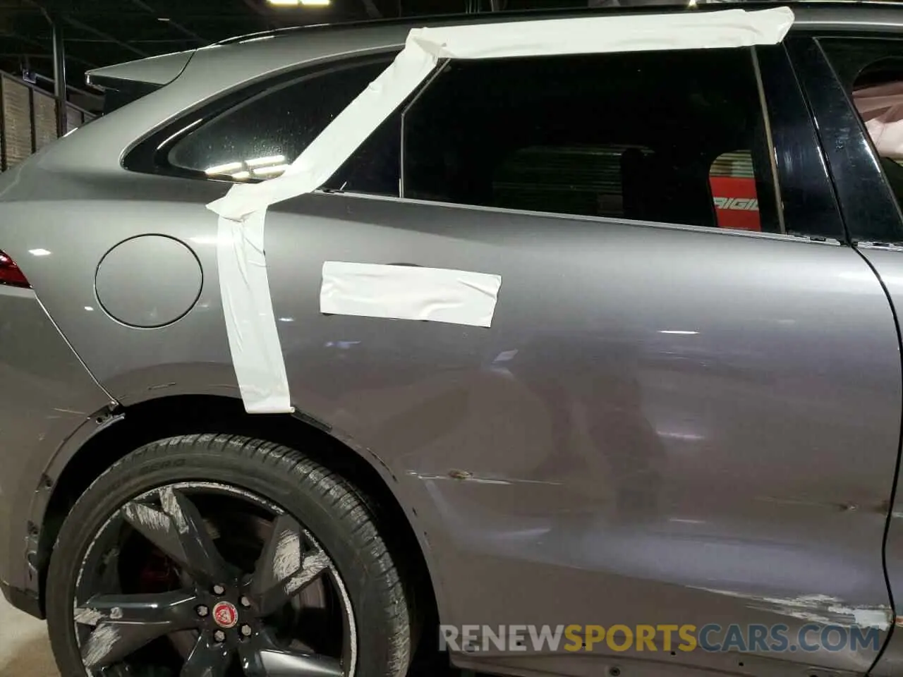 13 Photograph of a damaged car SADCZ2EE1PA704896 JAGUAR F-PACE 2023