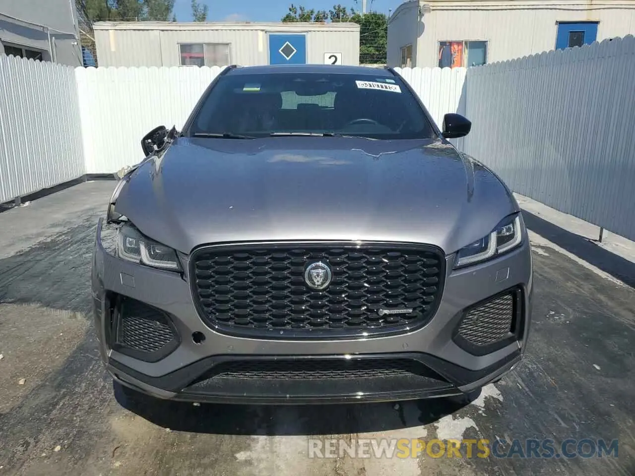5 Фотография поврежденного автомобиля SADCT2EX8RA739764 JAGUAR F-PACE 2024