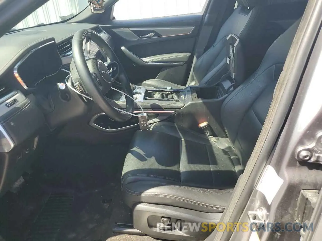 7 Фотография поврежденного автомобиля SADCT2EX8RA739764 JAGUAR F-PACE 2024