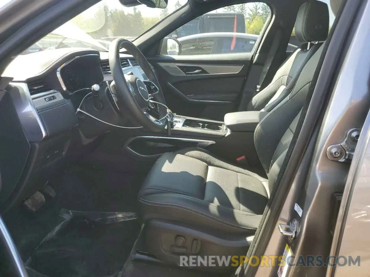 7 Фотография поврежденного автомобиля SADCT2EX7SA744590 JAGUAR F-PACE 2025