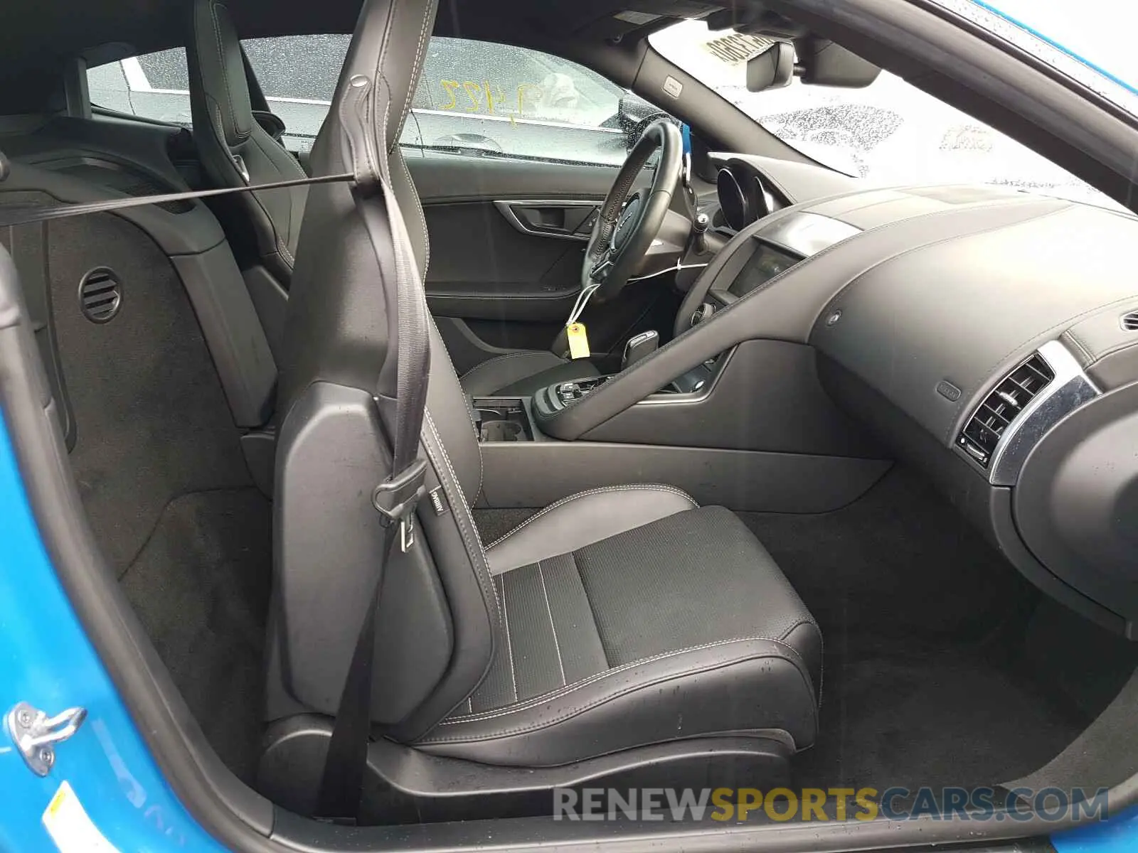 5 Photograph of a damaged car SAJDD1GX6KCK60579 JAGUAR F-TYPE 2019