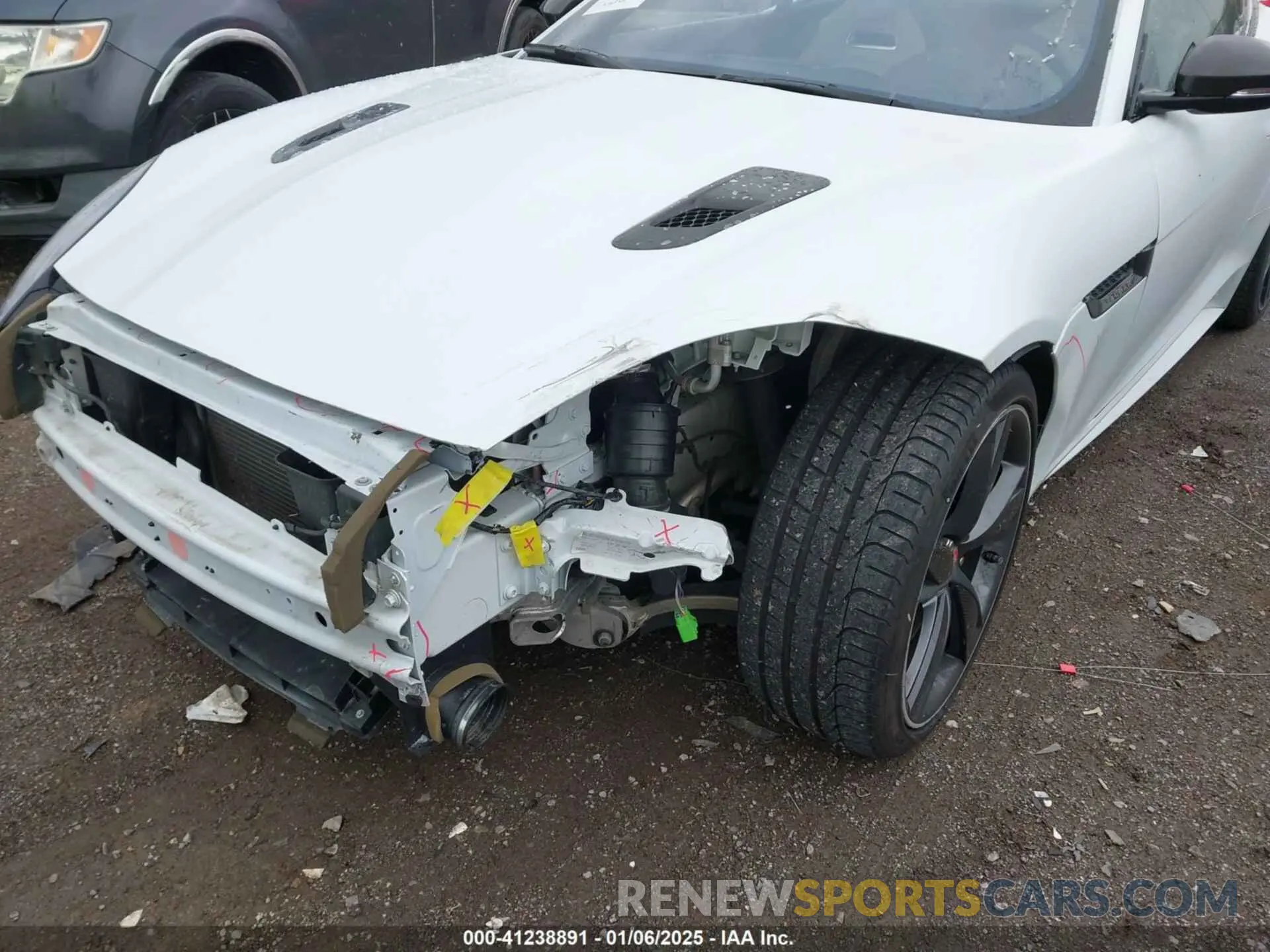13 Photograph of a damaged car SAJD51EE5LCK64249 JAGUAR F-TYPE 2020