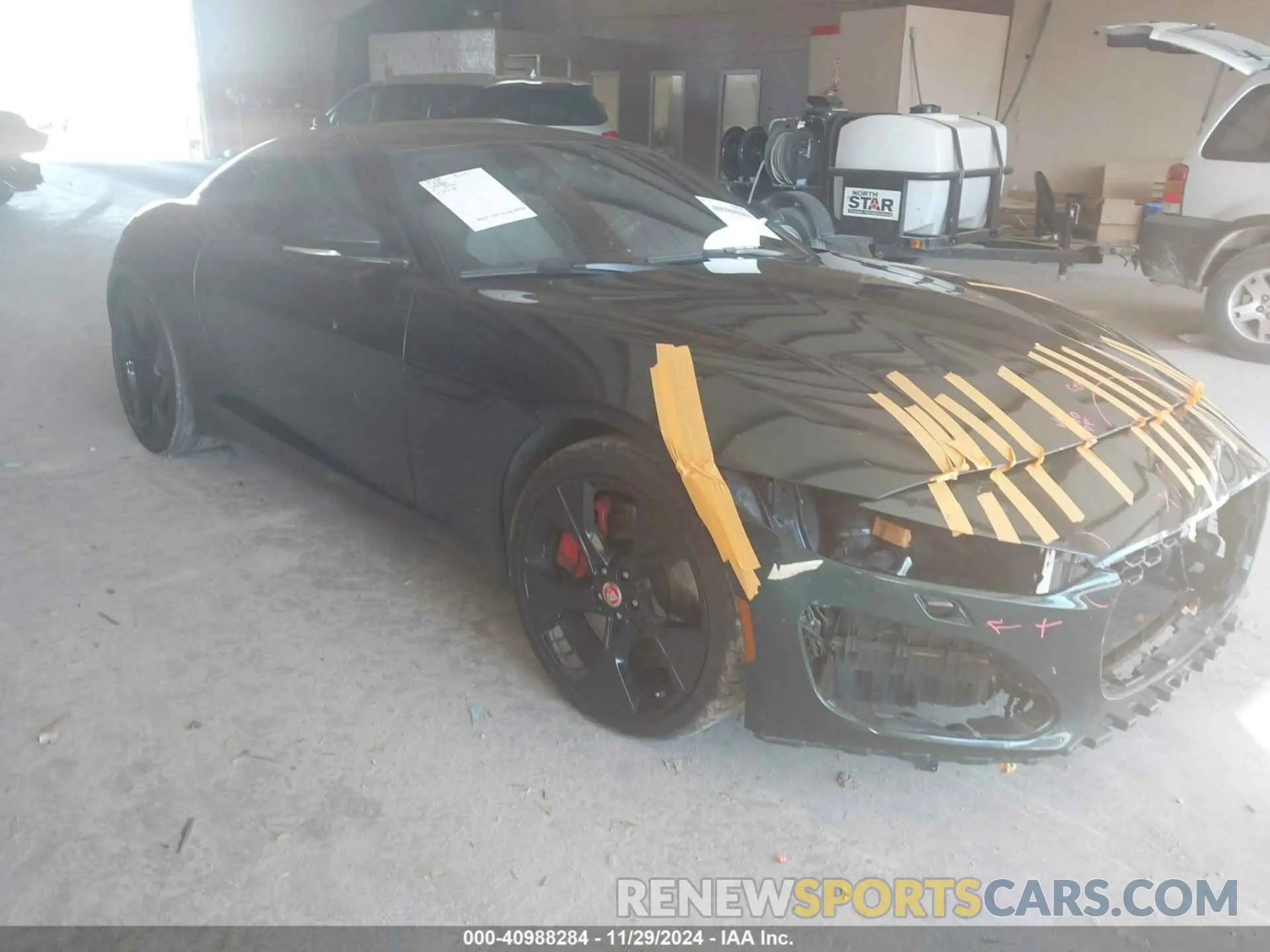 13 Photograph of a damaged car SAJDD1EE4PCK80533 JAGUAR F-TYPE 2023