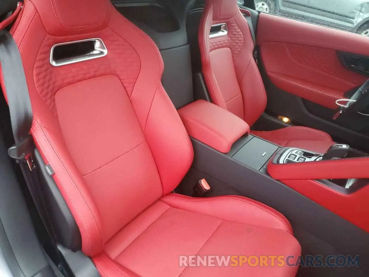 11 Фотография поврежденного автомобиля SAJD51FE1RCK86577 JAGUAR F-TYPE R75 2024
