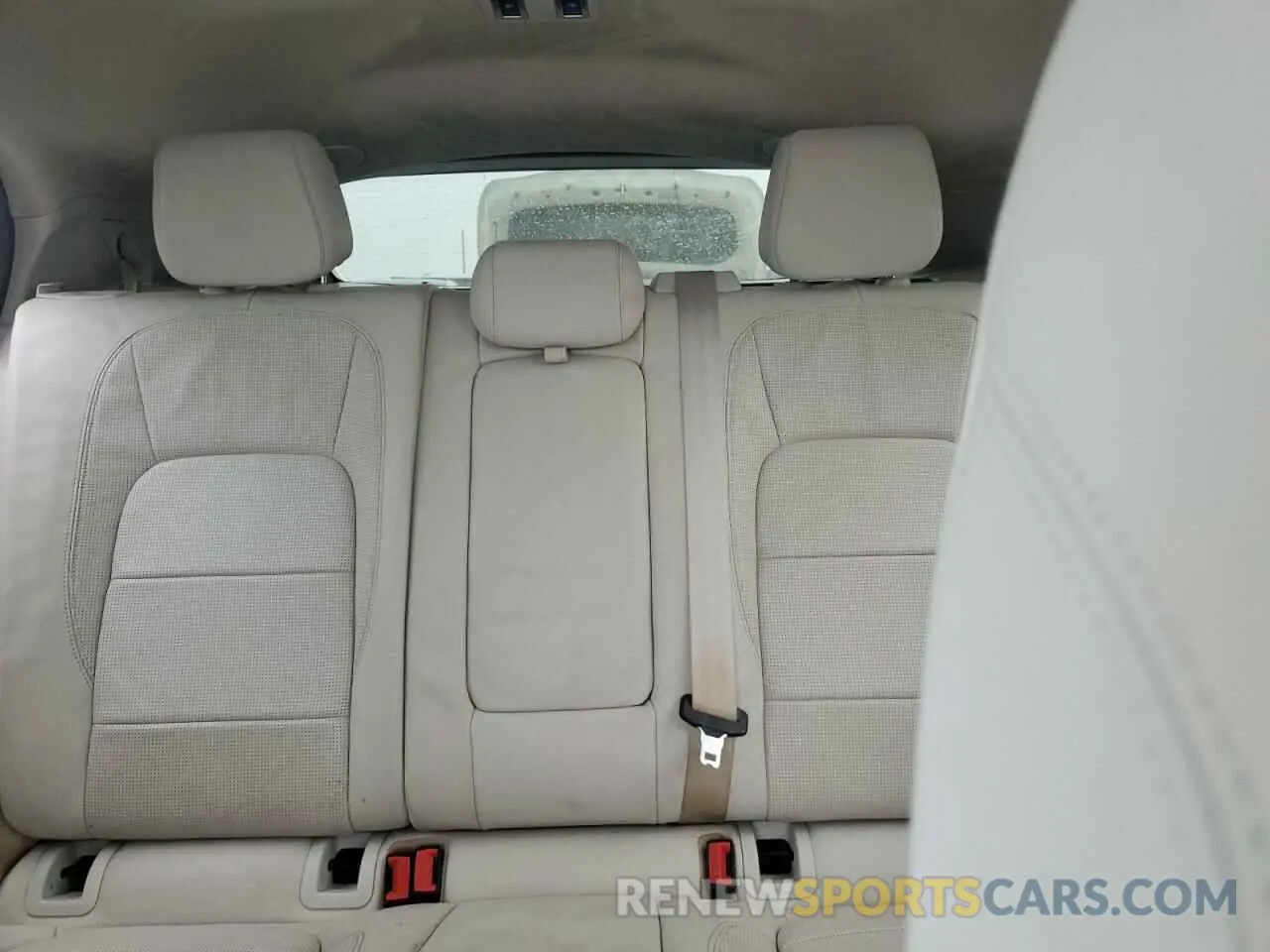 10 Photograph of a damaged car SADHD2S1XK1F62405 JAGUAR I-PACE 2019