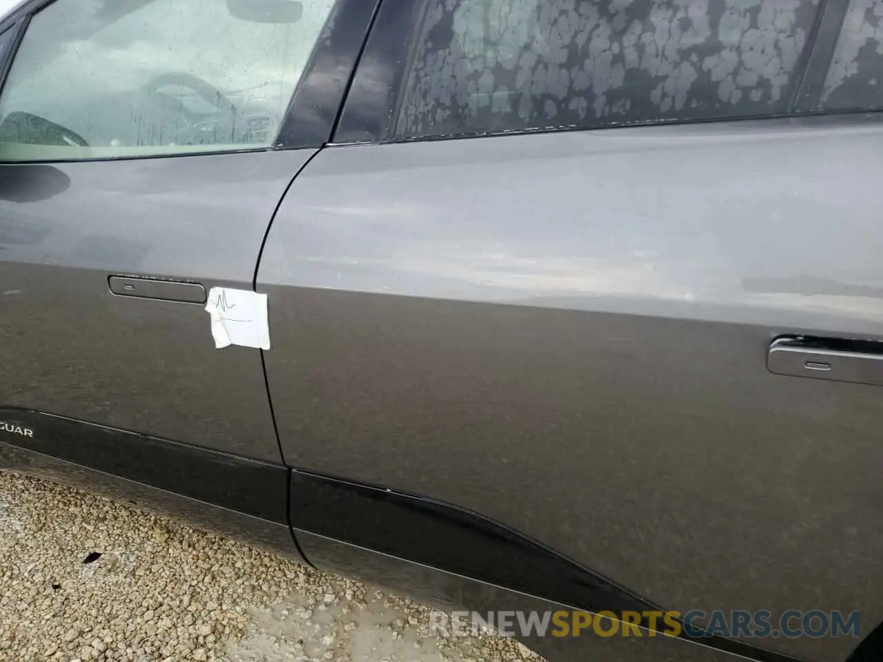 13 Photograph of a damaged car SADHD2S1XK1F62405 JAGUAR I-PACE 2019