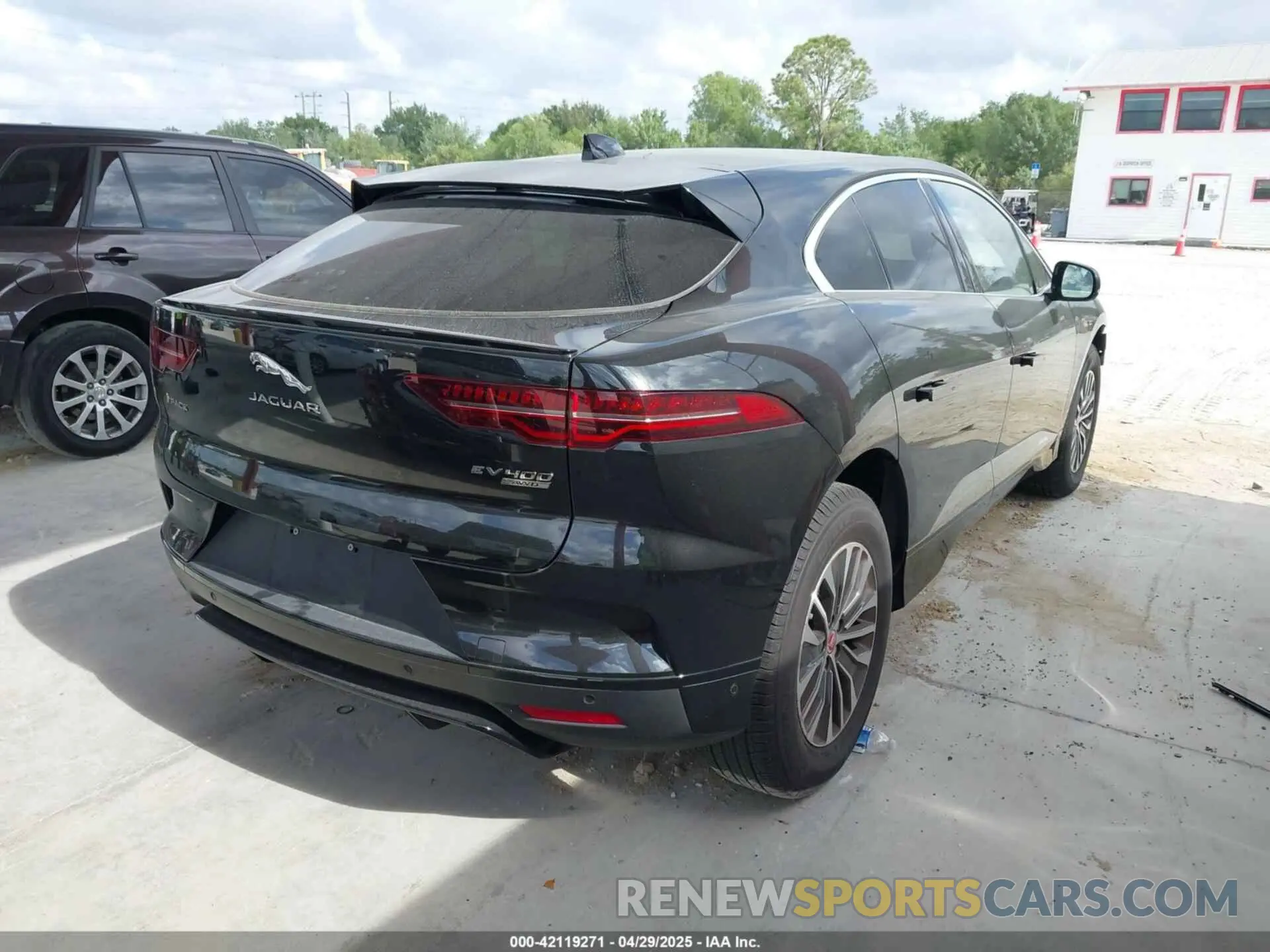 4 Фотография поврежденного автомобиля SADHB2S15L1F79250 JAGUAR I-PACE 2020