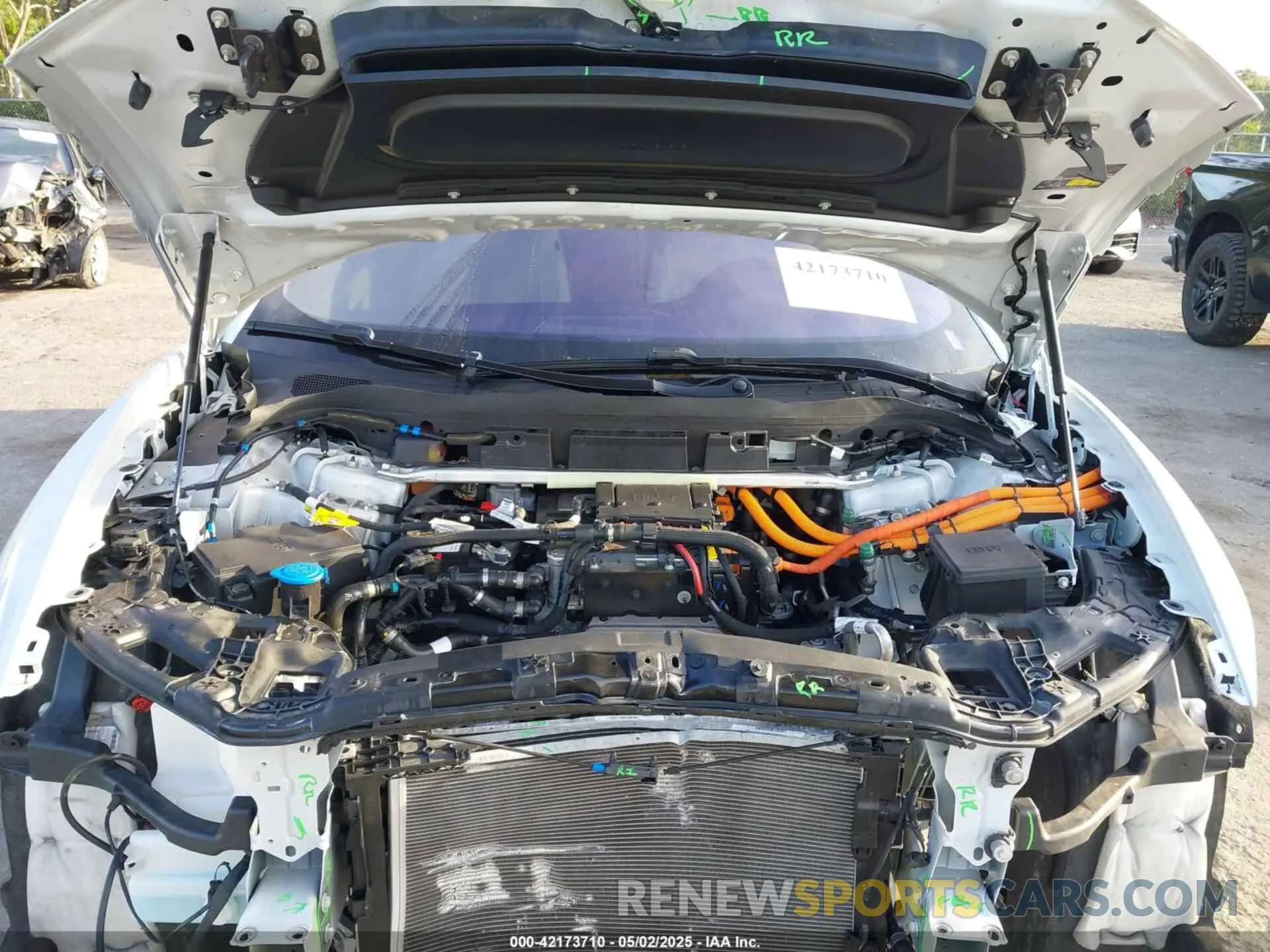 10 Photograph of a damaged car SADHD2S15N1622382 JAGUAR I-PACE 2022
