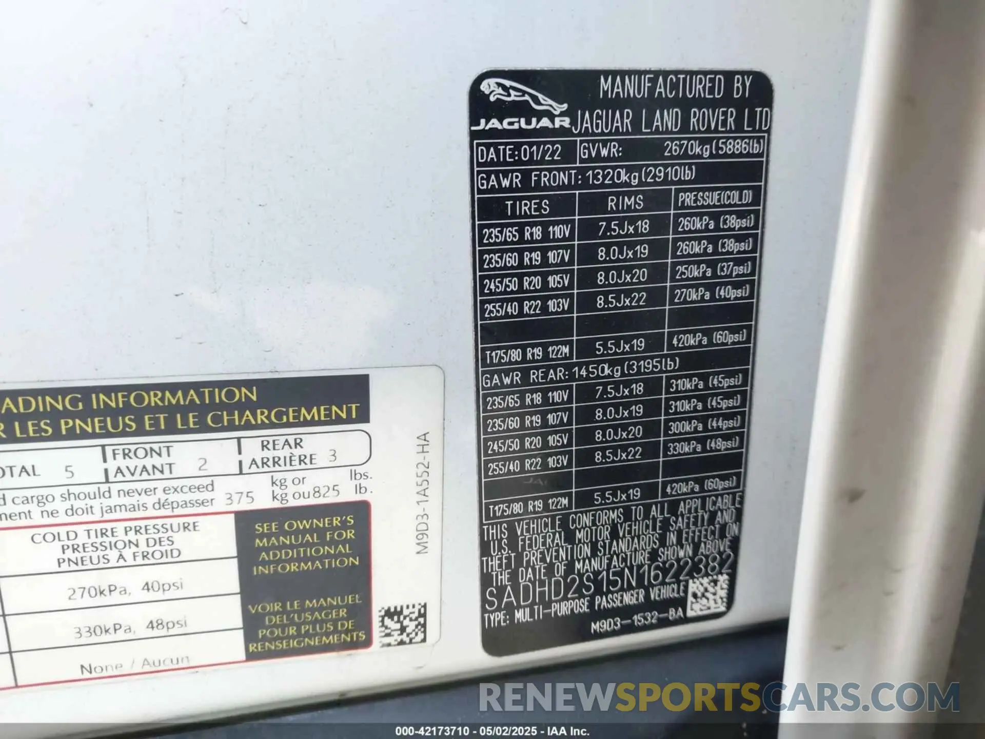 9 Photograph of a damaged car SADHD2S15N1622382 JAGUAR I-PACE 2022