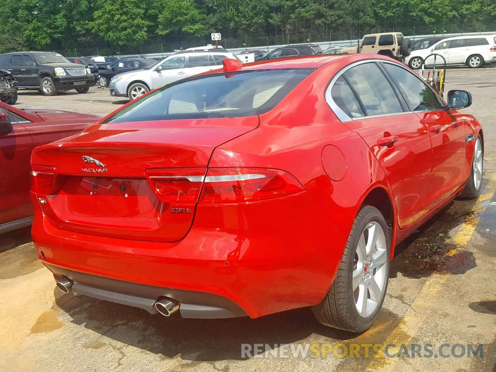 4 Photograph of a damaged car SAJAD4FX7KCP47408 JAGUAR XE 2019