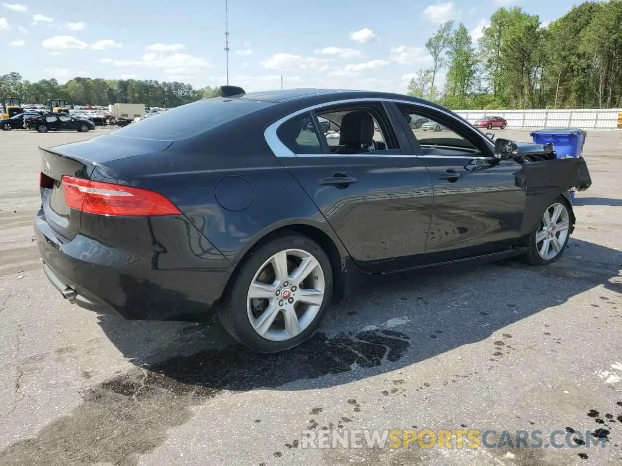 3 Фотография поврежденного автомобиля SAJAD4FX8KCP49202 JAGUAR XE 2019